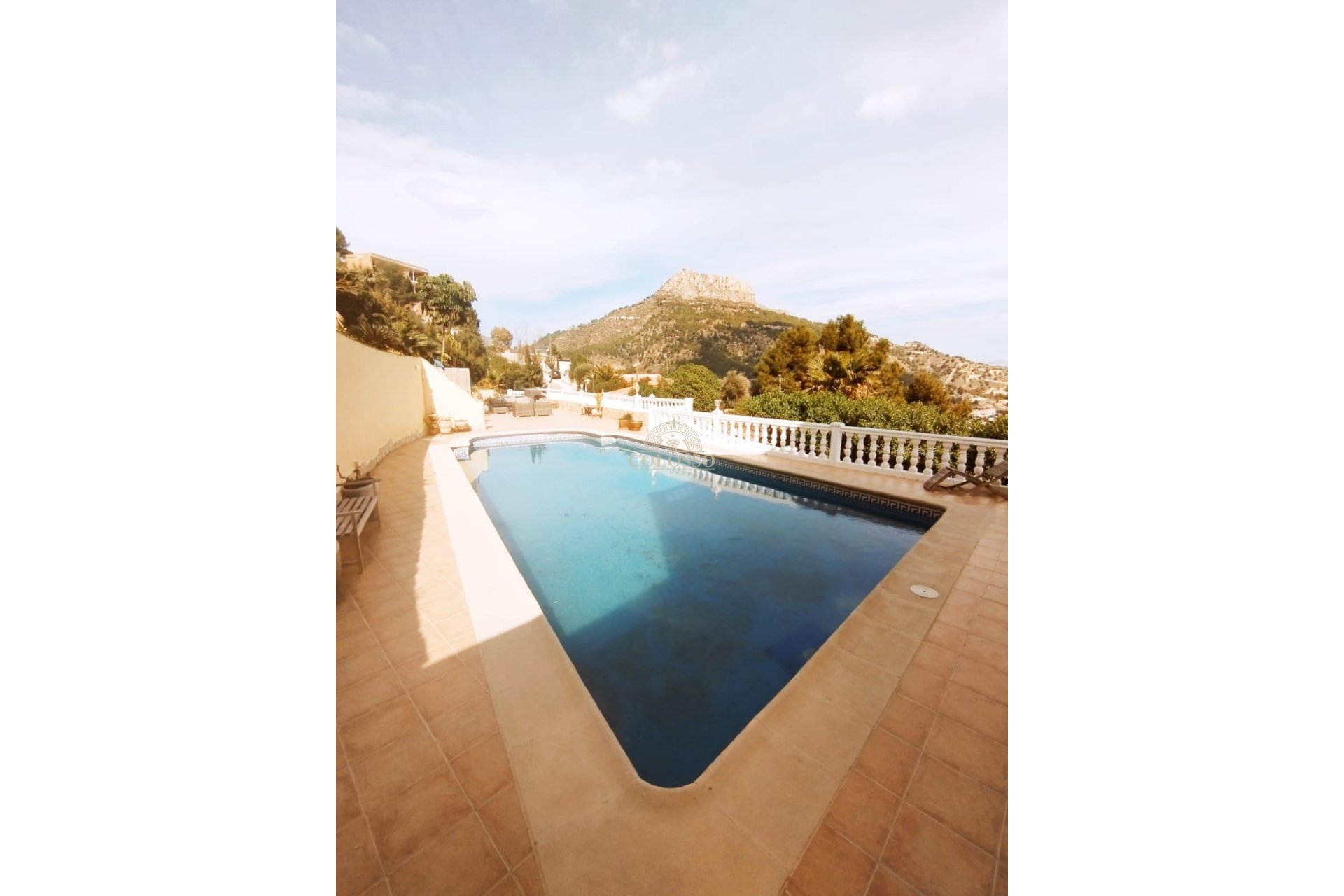 Resale - Villa -
Calpe - Maryvilla