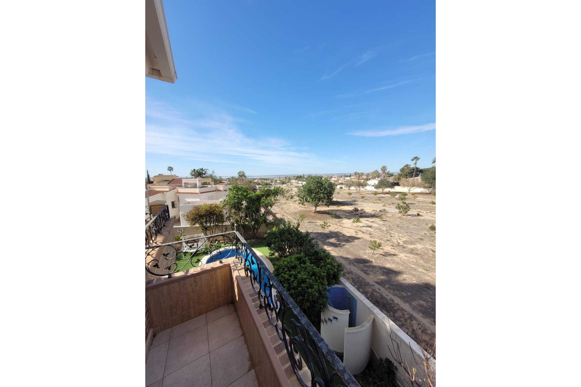 Resale - Villa -
Ciudad Quesada - Rojales park