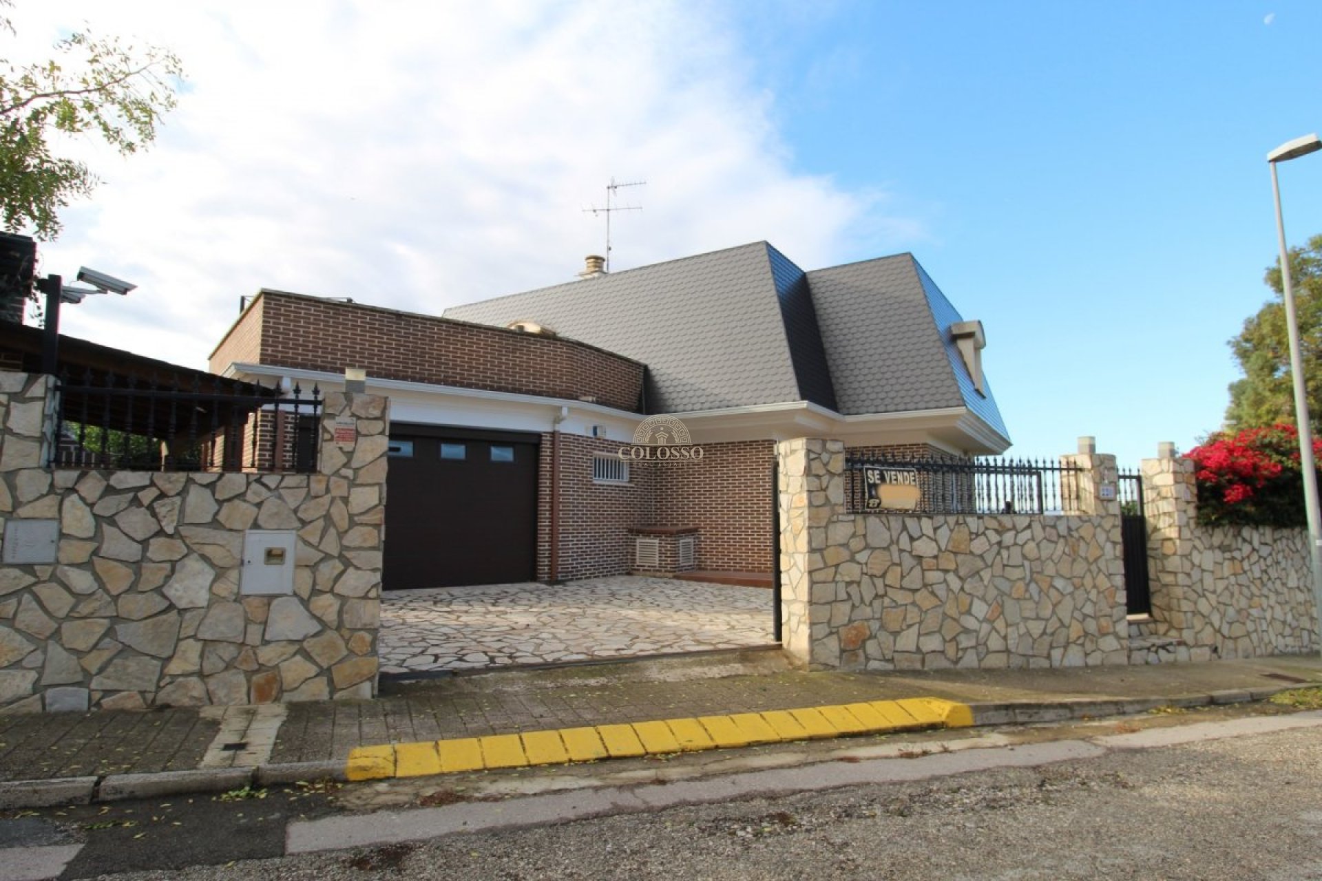 Resale - Villa -
Cullera - Bonavista - Lago San Lorenzo