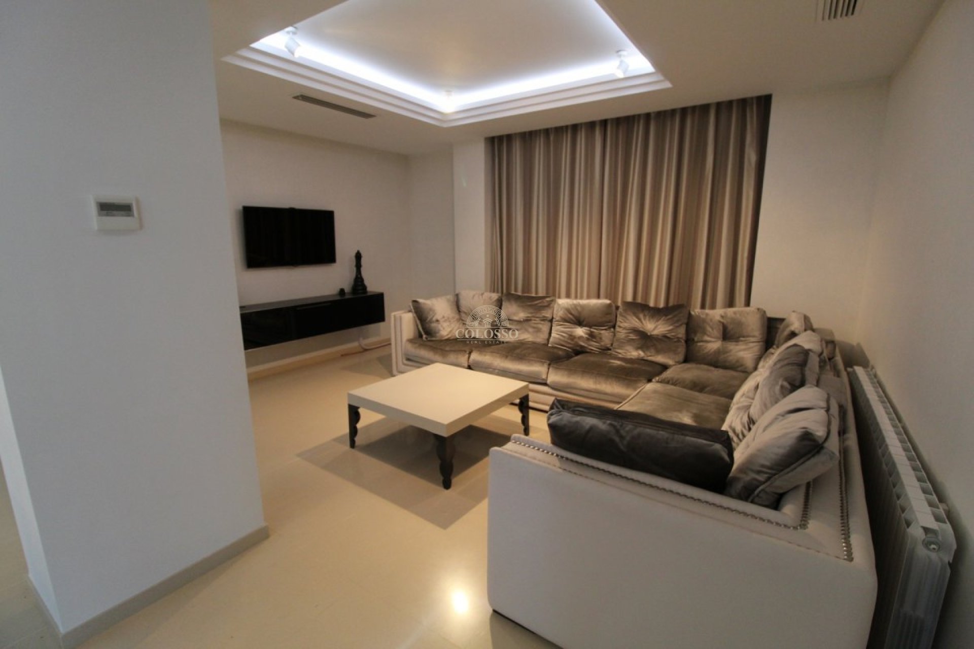 Resale - Villa -
Cullera - Bonavista - Lago San Lorenzo