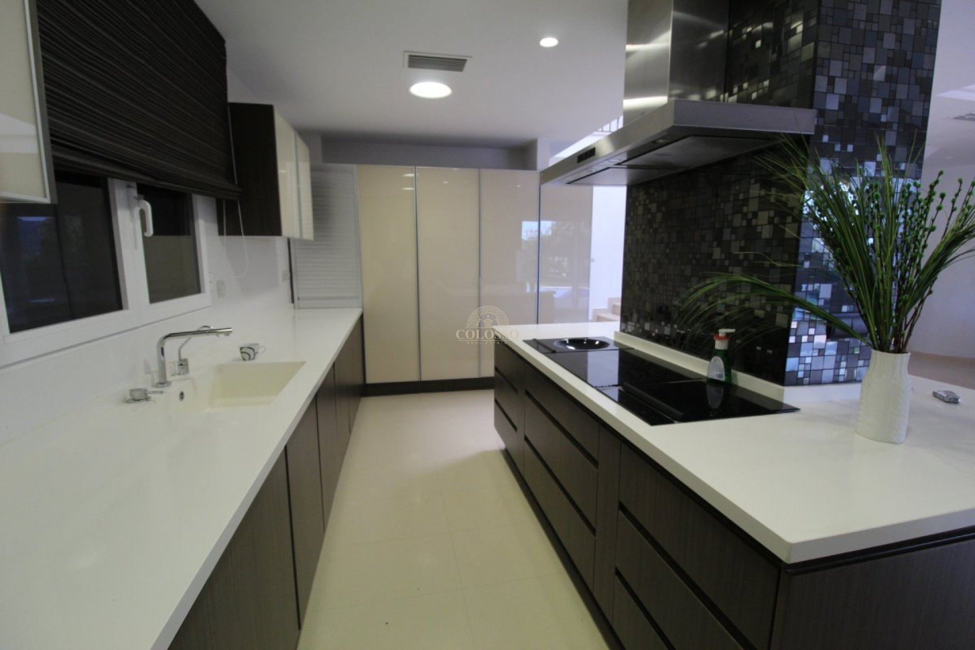 Resale - Villa -
Cullera - Bonavista - Lago San Lorenzo
