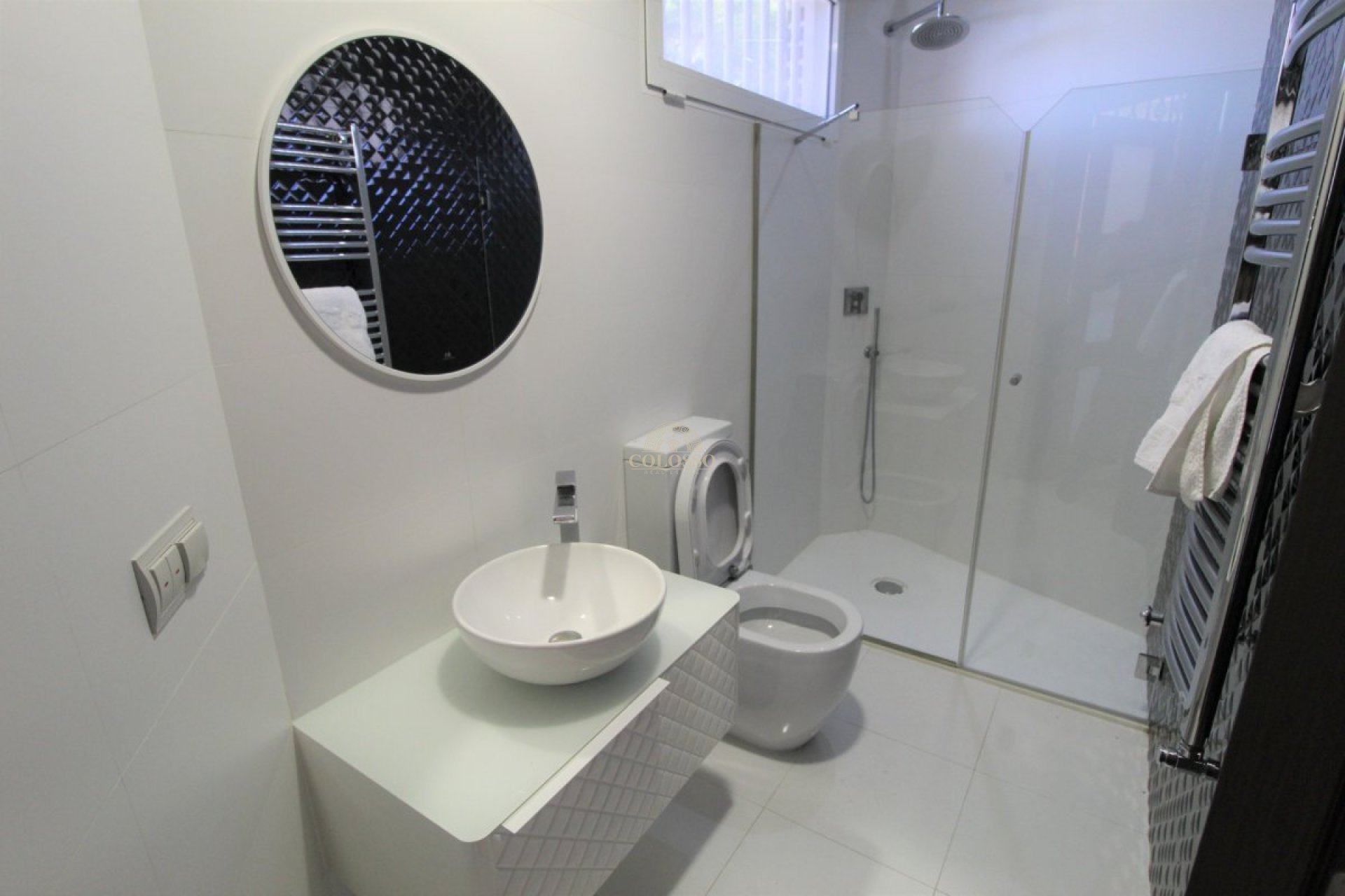 Resale - Villa -
Cullera - Bonavista - Lago San Lorenzo