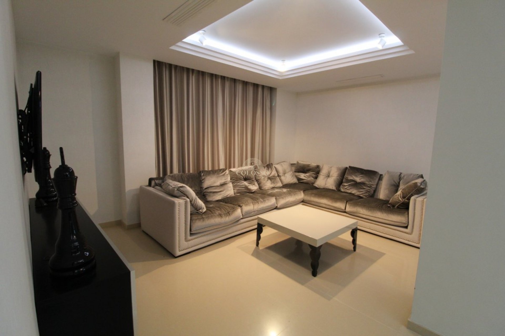 Resale - Villa -
Cullera - Bonavista - Lago San Lorenzo