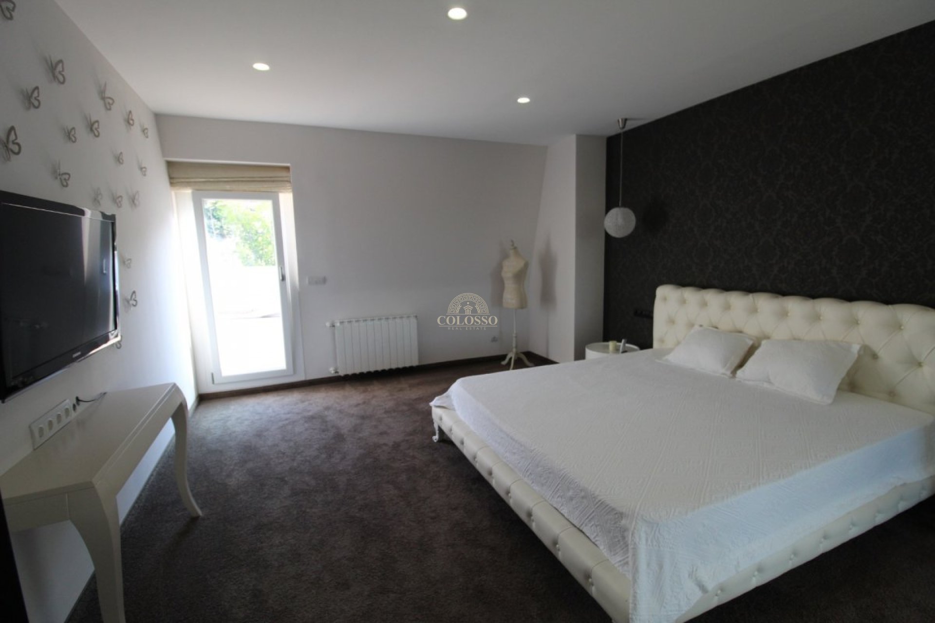 Resale - Villa -
Cullera - Bonavista - Lago San Lorenzo
