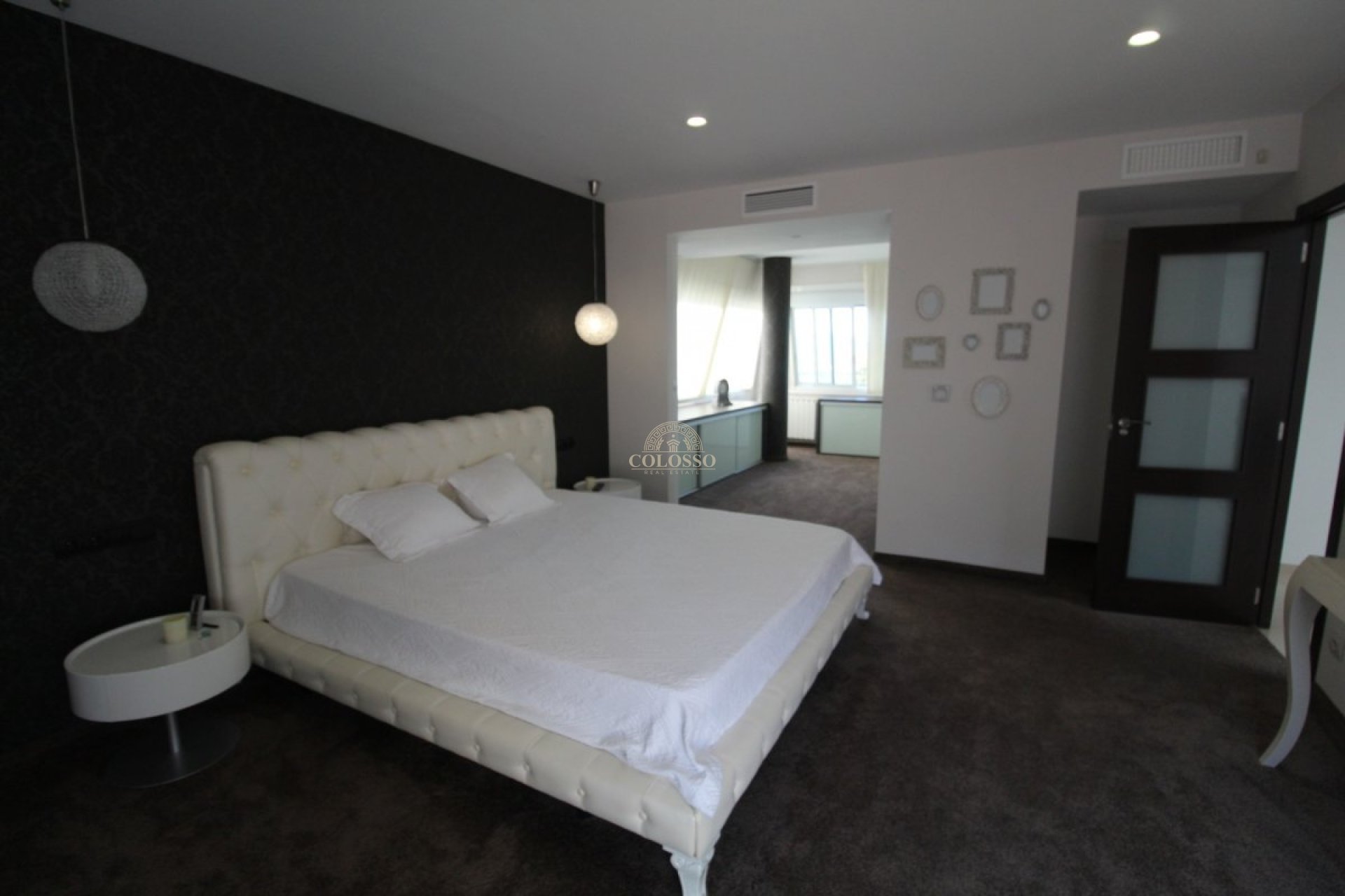 Resale - Villa -
Cullera - Bonavista - Lago San Lorenzo