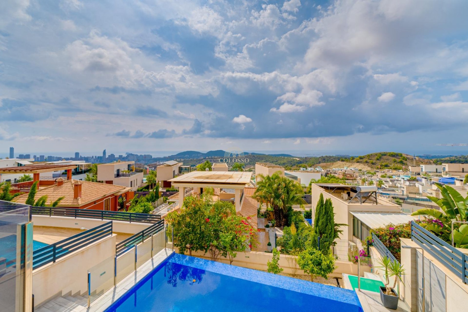 Resale - Villa de Lujo -
Finestrat - Camporrosso village