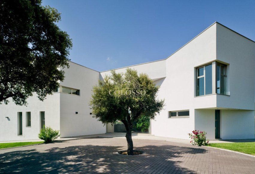 Resale - Villa de Lujo -
Las Rozas de Madrid - Molino de la Hoz