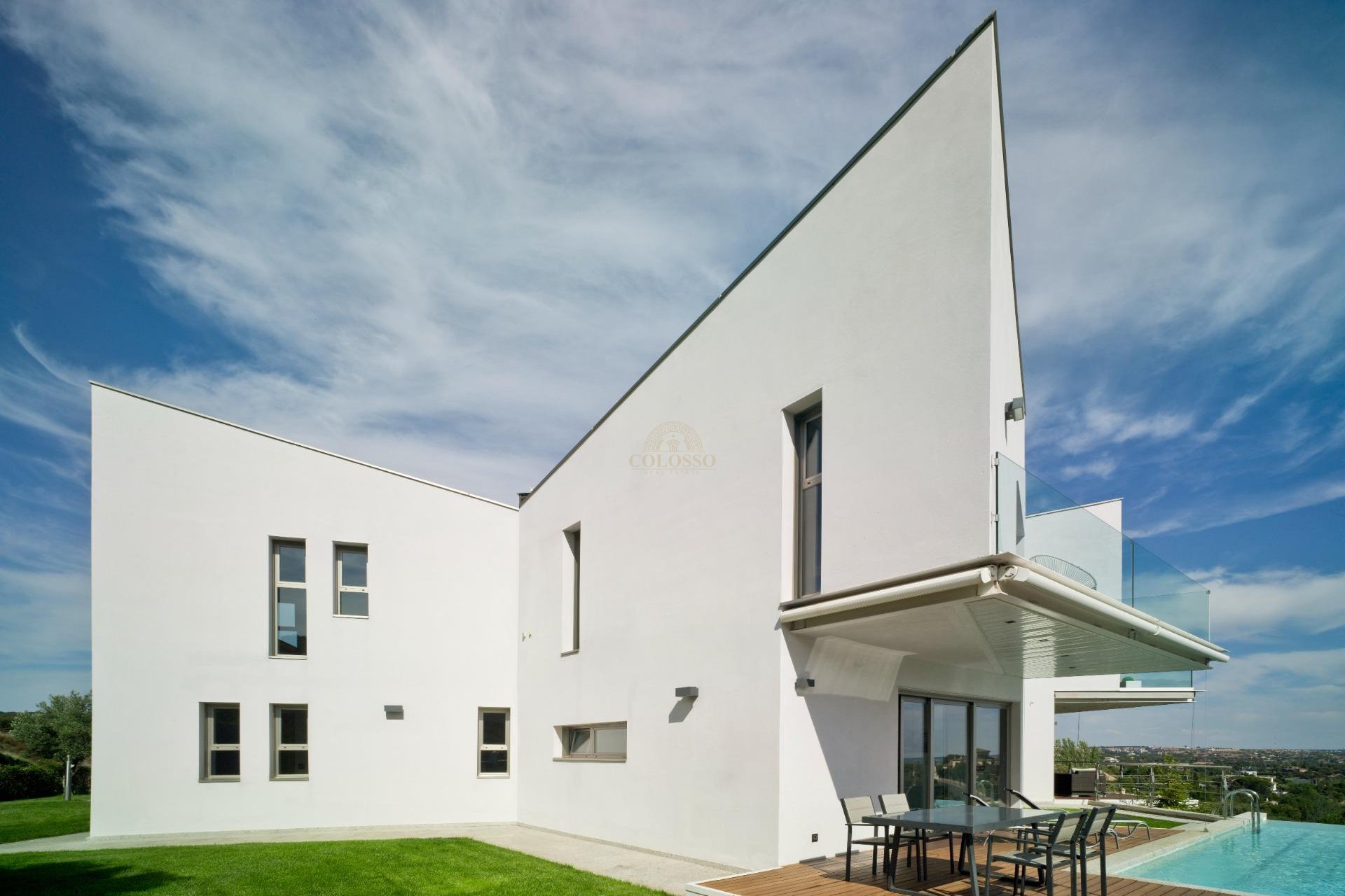 Resale - Villa de Lujo -
Las Rozas de Madrid - Molino de la Hoz
