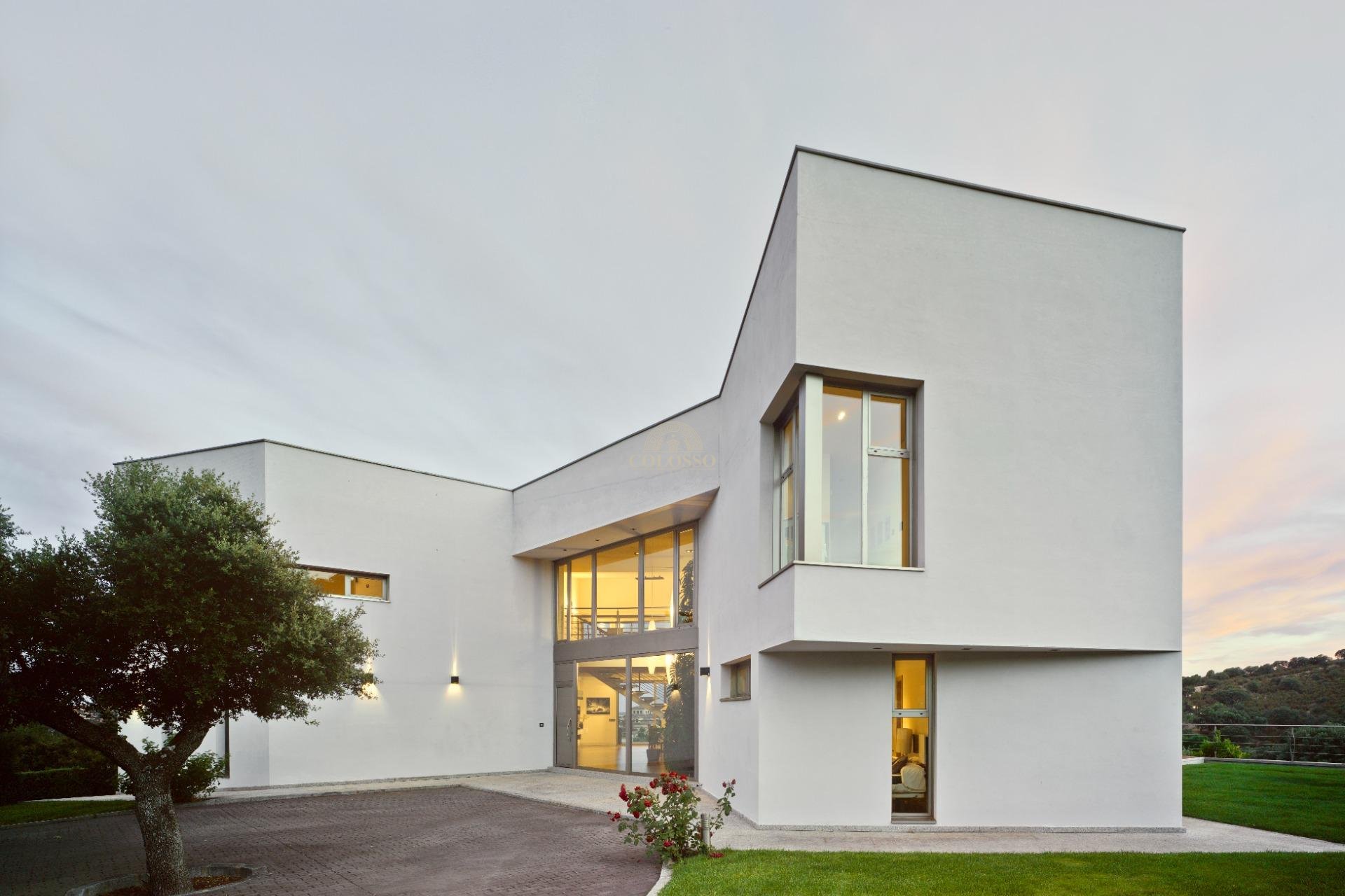 Resale - Villa de Lujo -
Las Rozas de Madrid - Molino de la Hoz