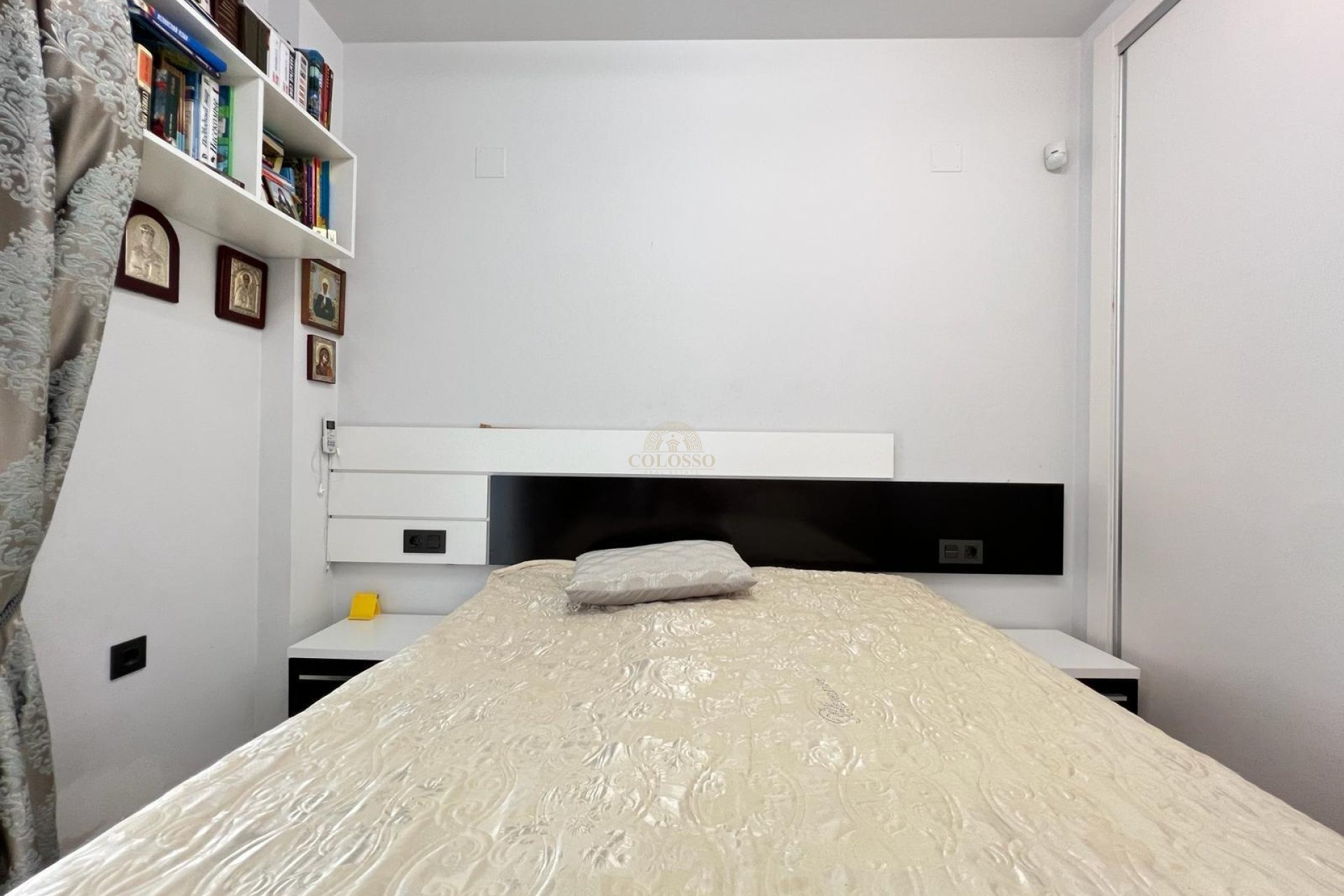 Resale - Villa de Lujo -
Orihuela Costa - Montezenia
