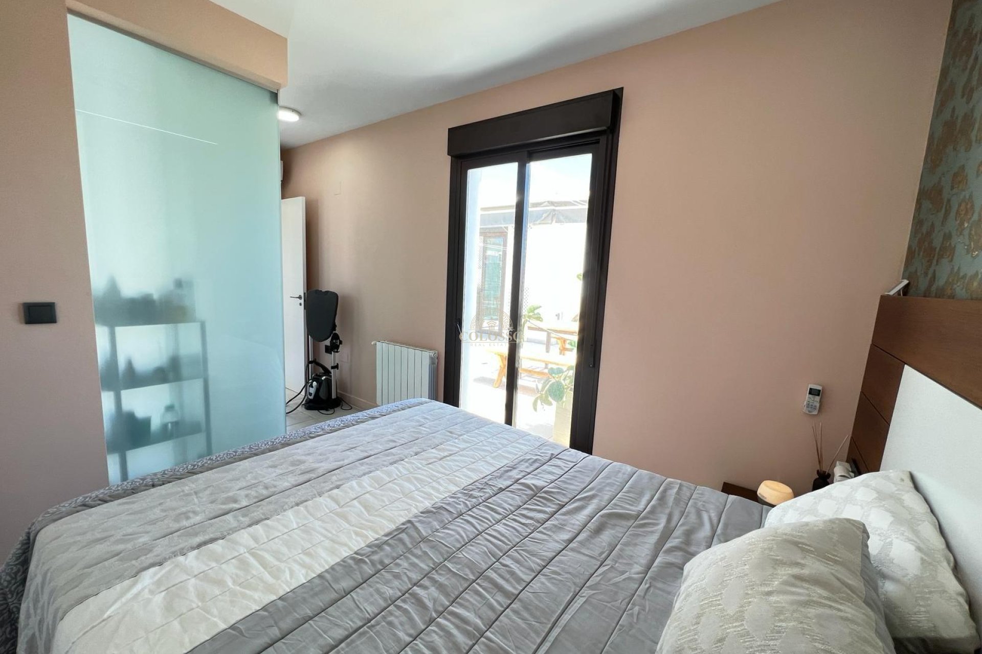 Resale - Villa de Lujo -
Orihuela Costa - Montezenia