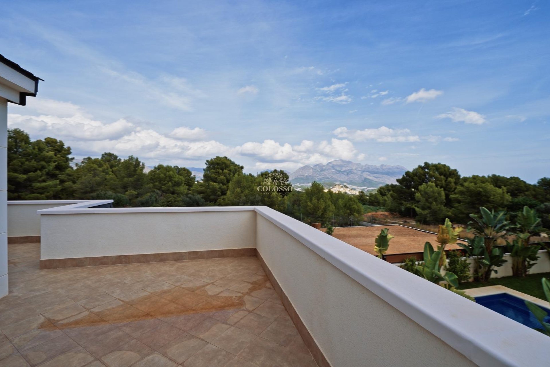 Resale - Villa de Lujo -
Polop - Urbanizaciones