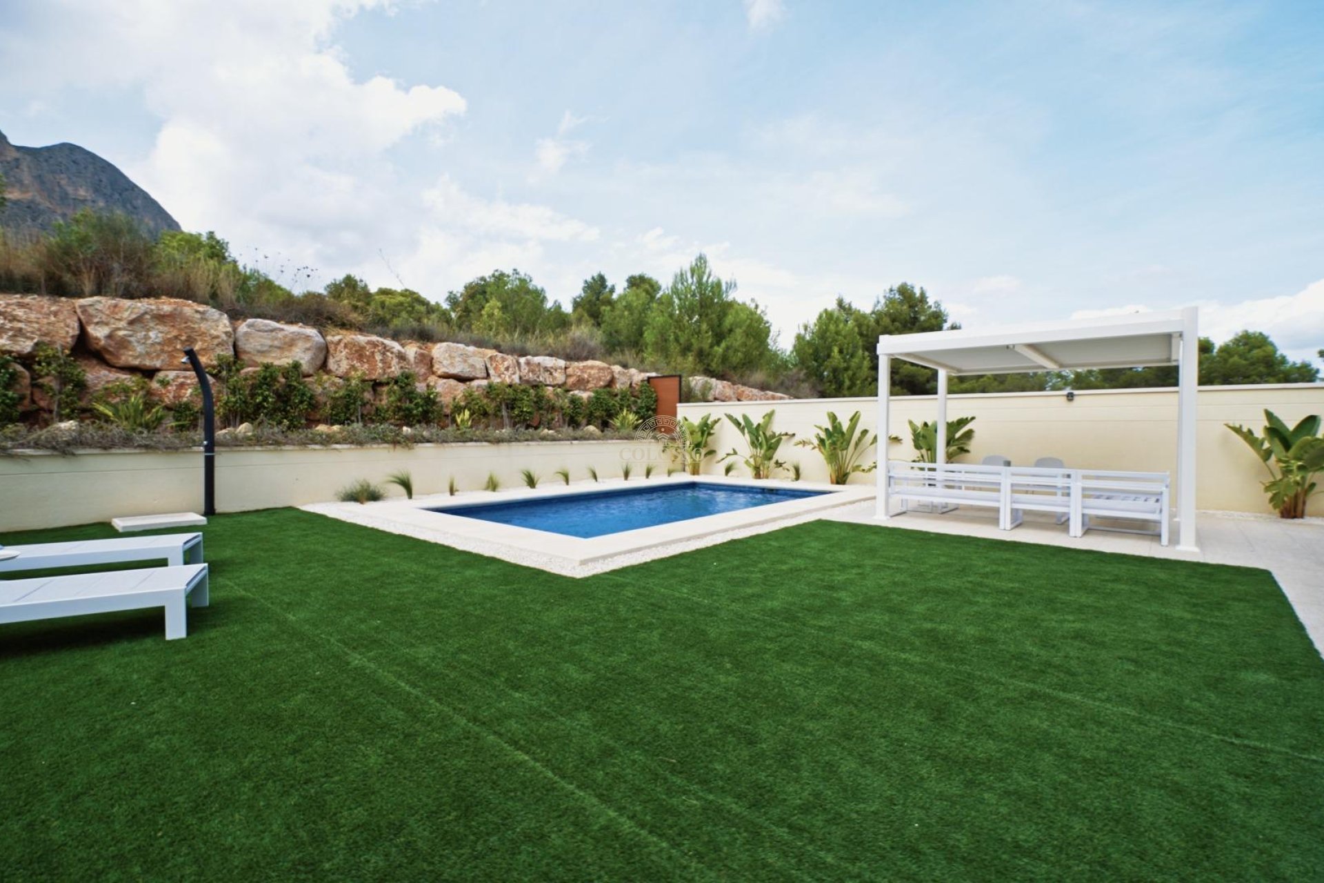 Resale - Villa de Lujo -
Polop - Urbanizaciones
