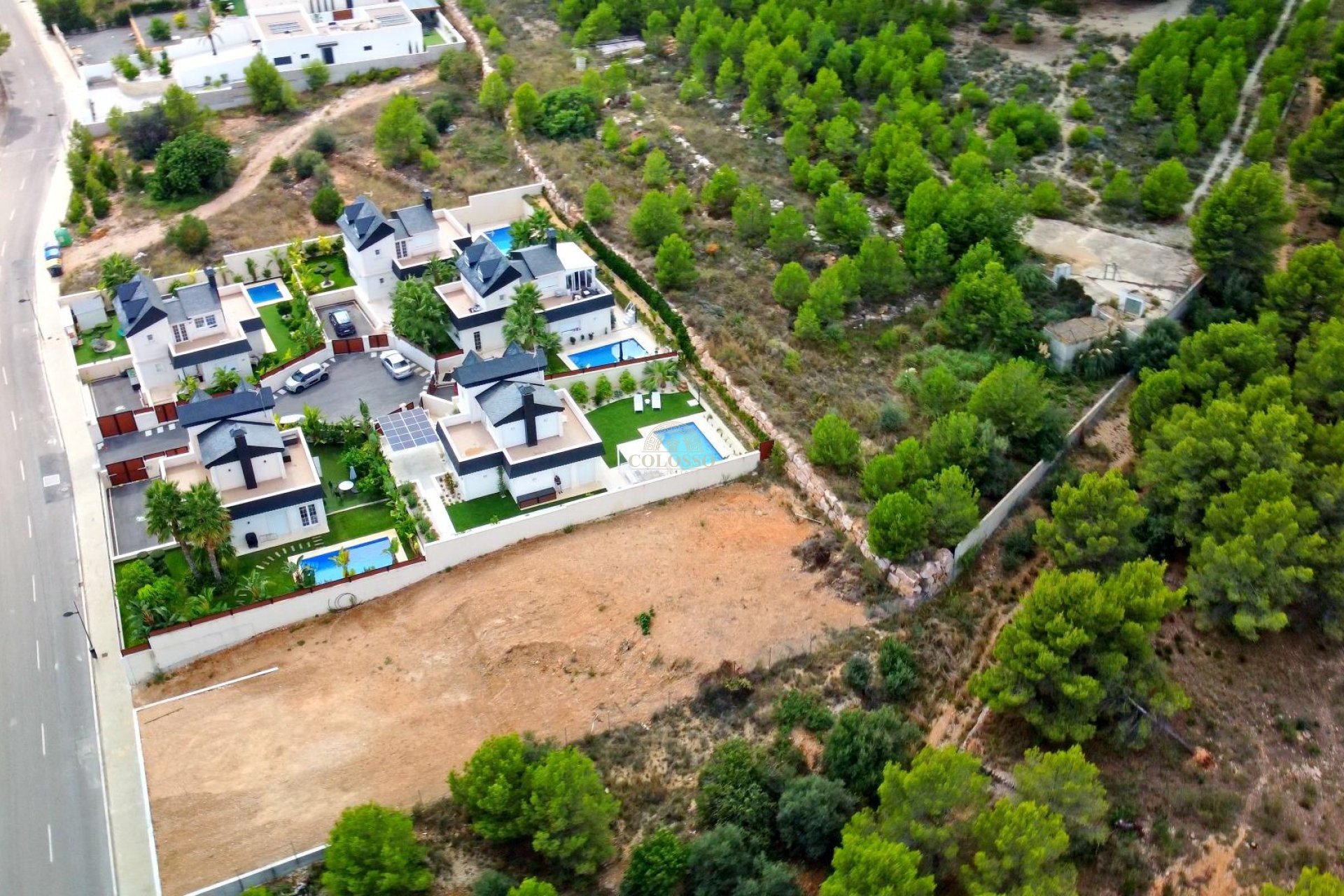 Resale - Villa de Lujo -
Polop - Urbanizaciones