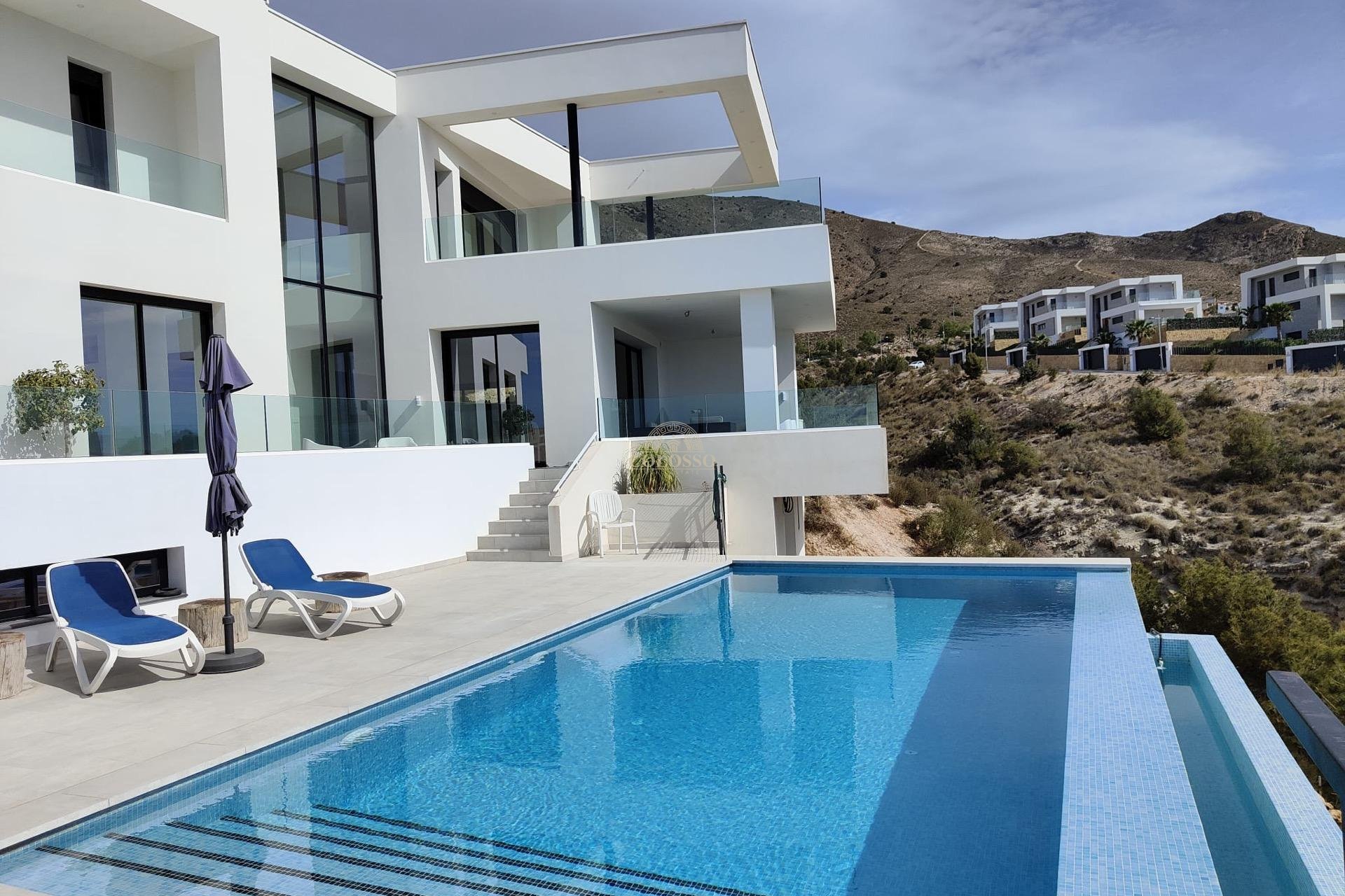 Resale - Villa -
Finestrat - Balcón de finestrat