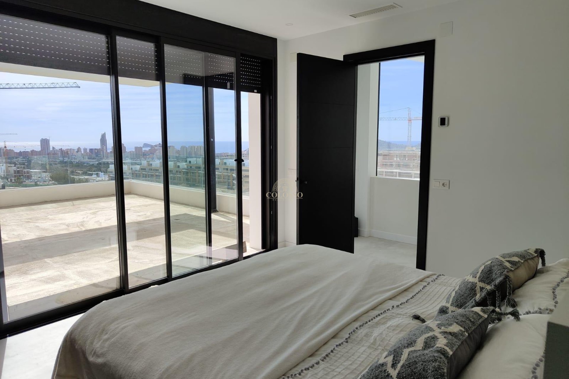 Resale - Villa -
Finestrat - Balcón de finestrat
