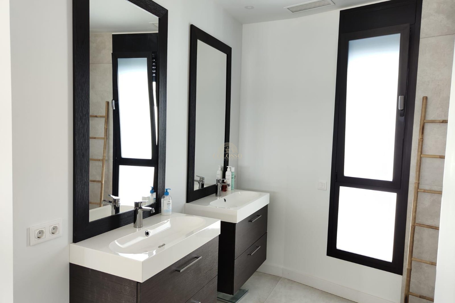 Resale - Villa -
Finestrat - Balcón de finestrat