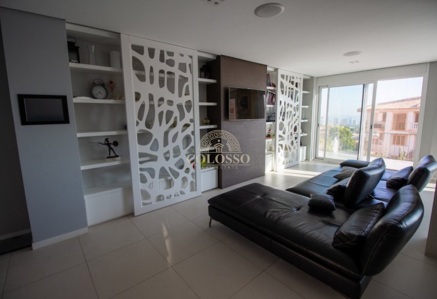 Resale - Villa -
Finestrat - Sierra cortina