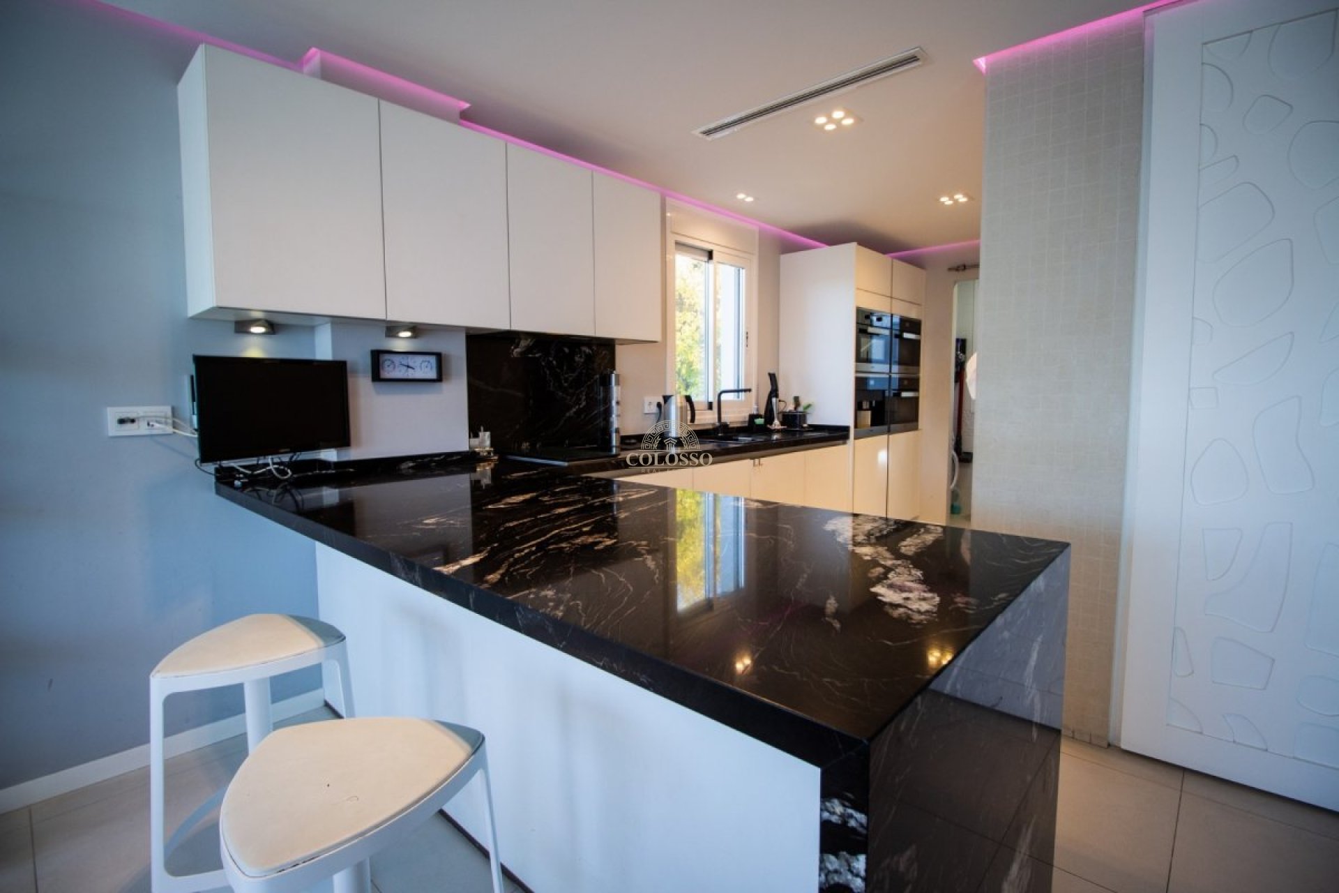 Resale - Villa -
Finestrat - Sierra cortina