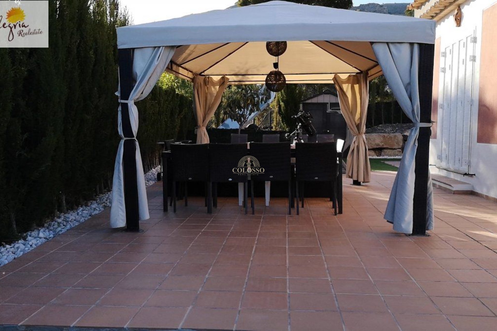 Resale - Villa -
Finestrat - Sierra cortina
