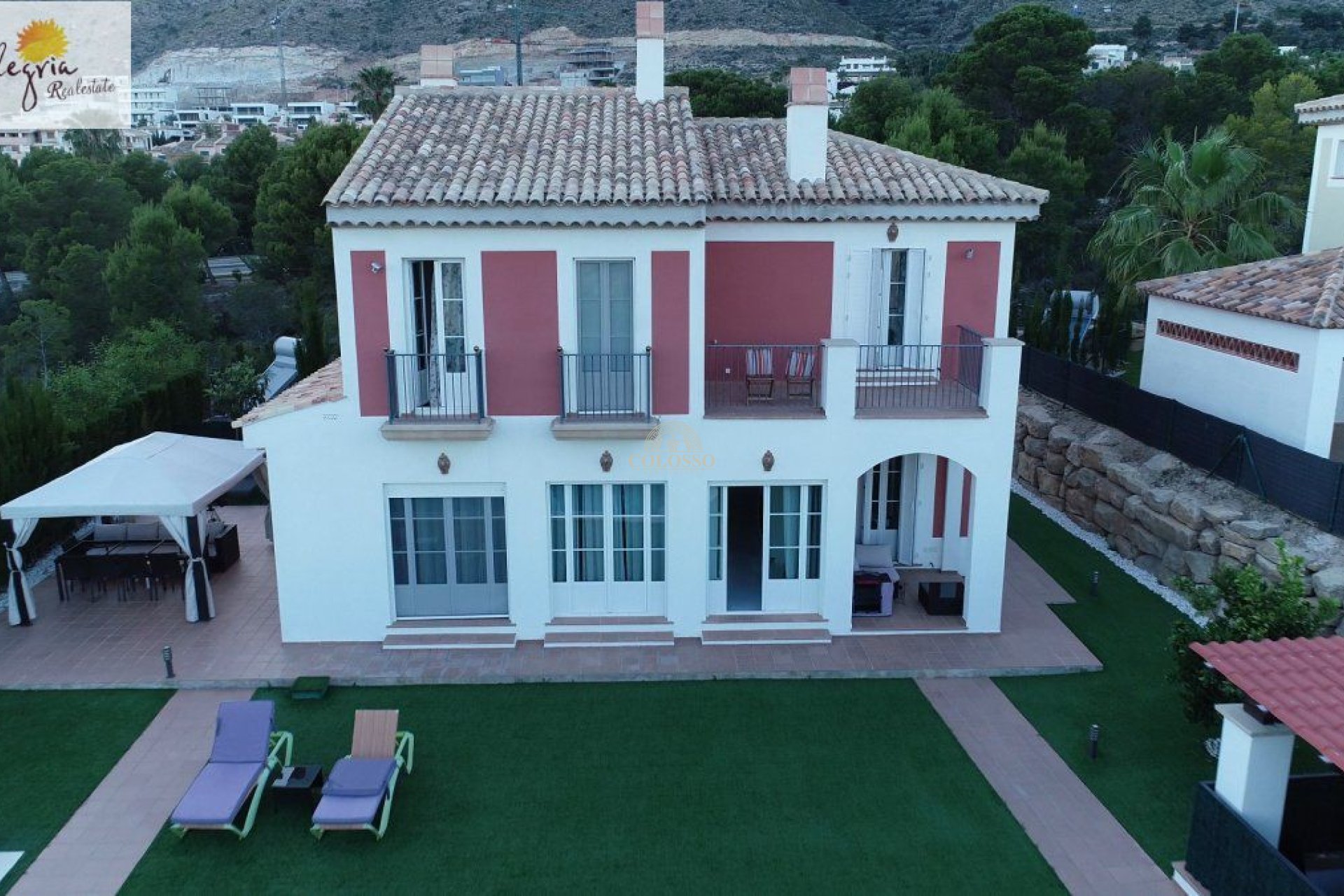 Resale - Villa -
Finestrat - Sierra cortina