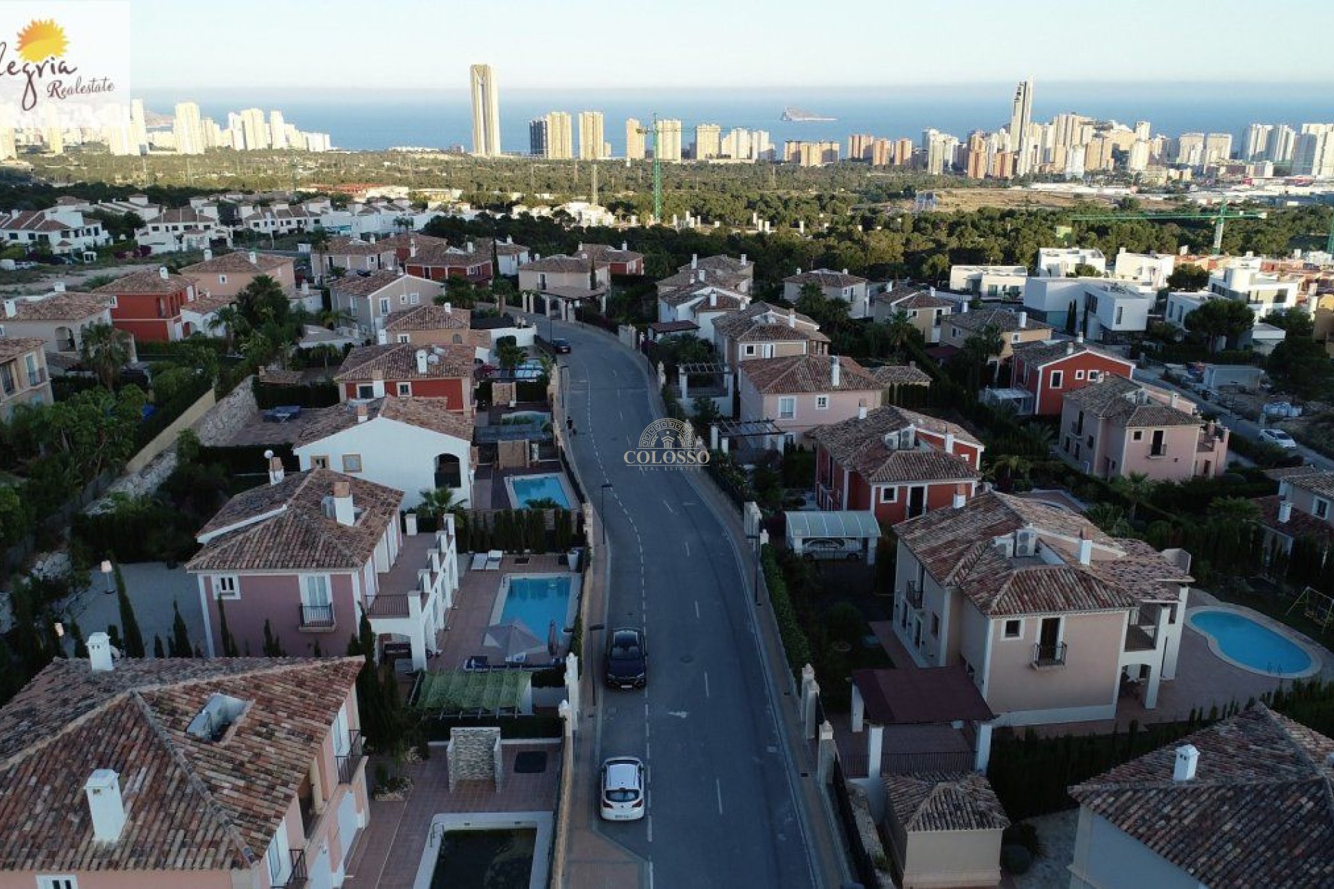 Resale - Villa -
Finestrat - Sierra cortina
