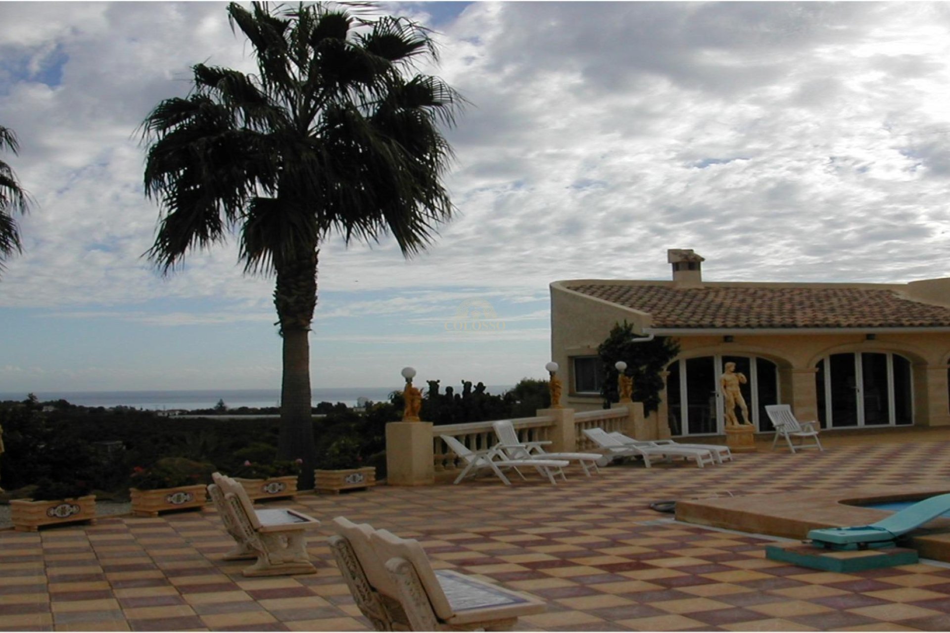 Resale - Villa -
l'Alfas del Pi - Alfaz Del Sol