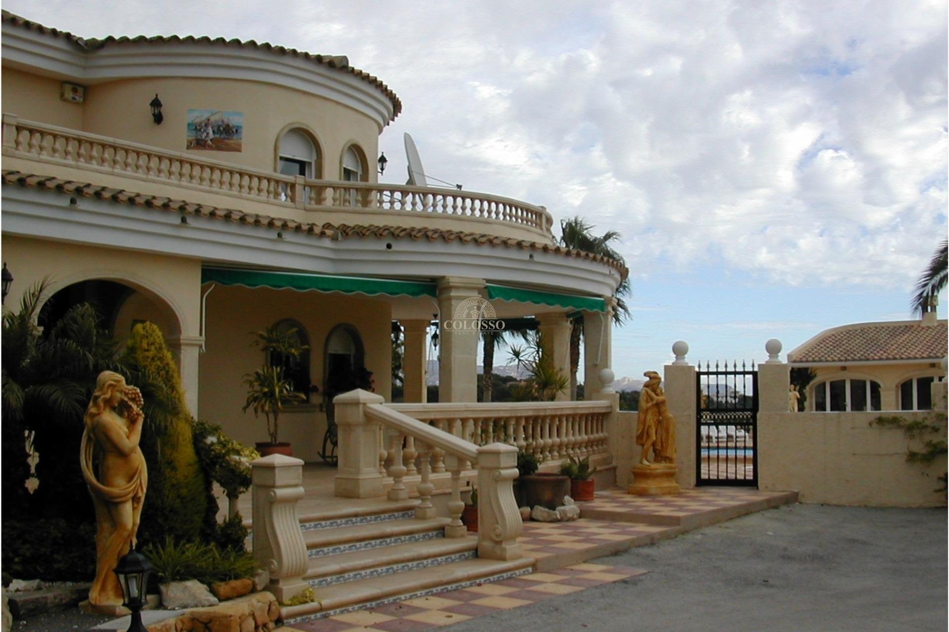 Resale - Villa -
l'Alfas del Pi - Alfaz Del Sol