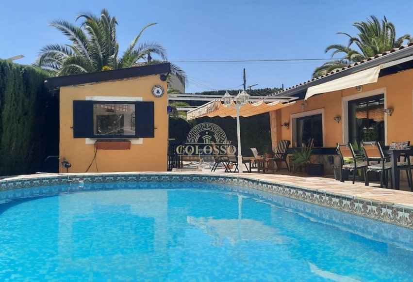 Resale - Villa -
l'Alfas del Pi - Belmonte