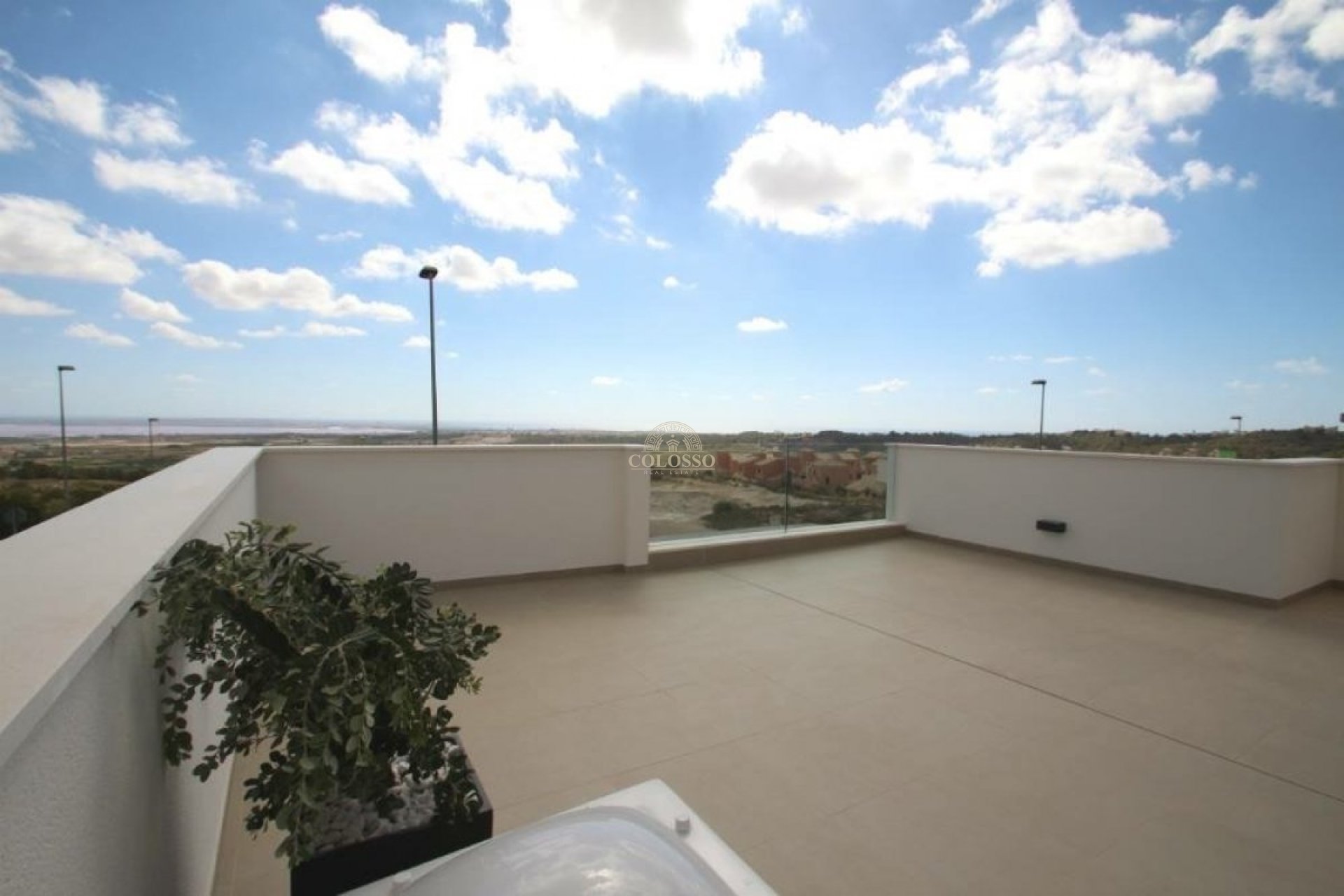 Resale - Villa -
Orihuela Costa - Campoamor