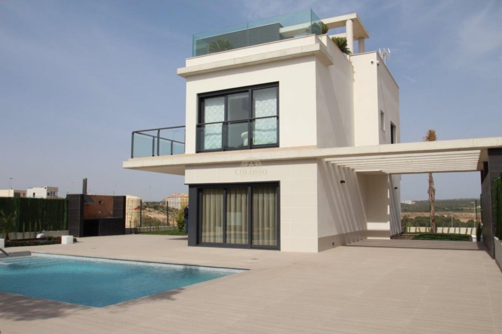 Resale - Villa -
Orihuela Costa - Campoamor