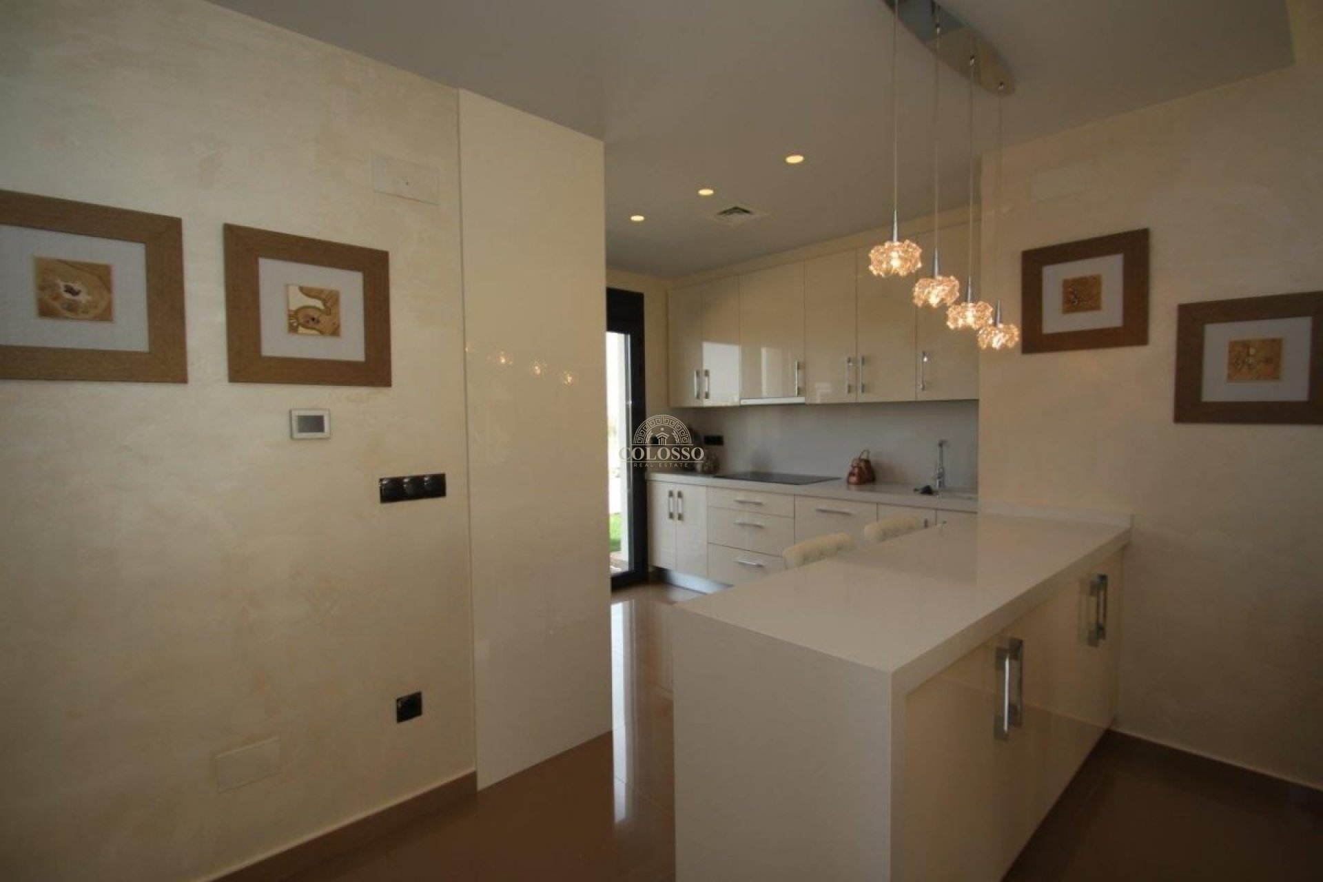 Resale - Villa -
Orihuela Costa - Campoamor