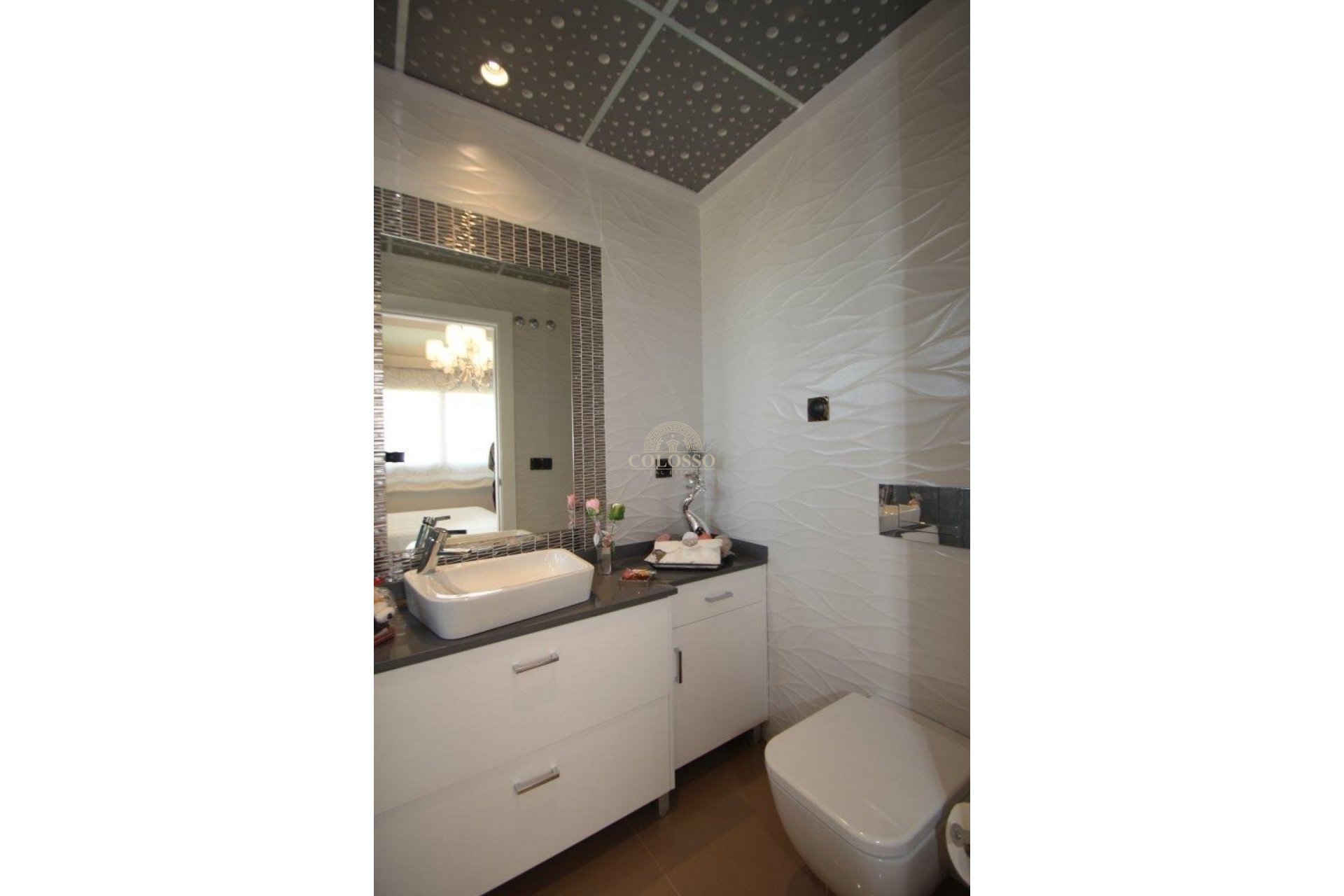 Resale - Villa -
Orihuela Costa - Campoamor