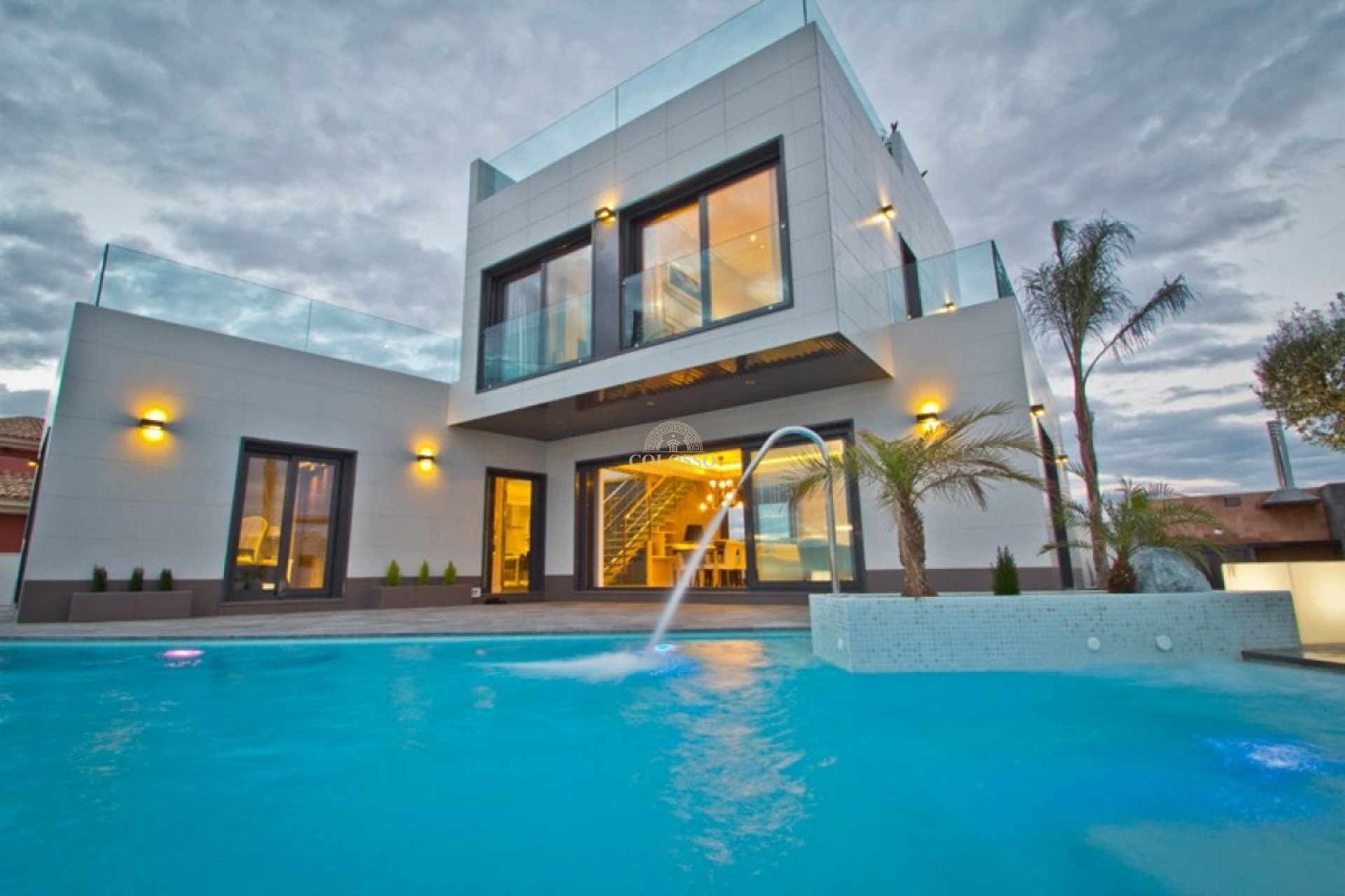 Resale - Villa -
Orihuela Costa - La Zenia