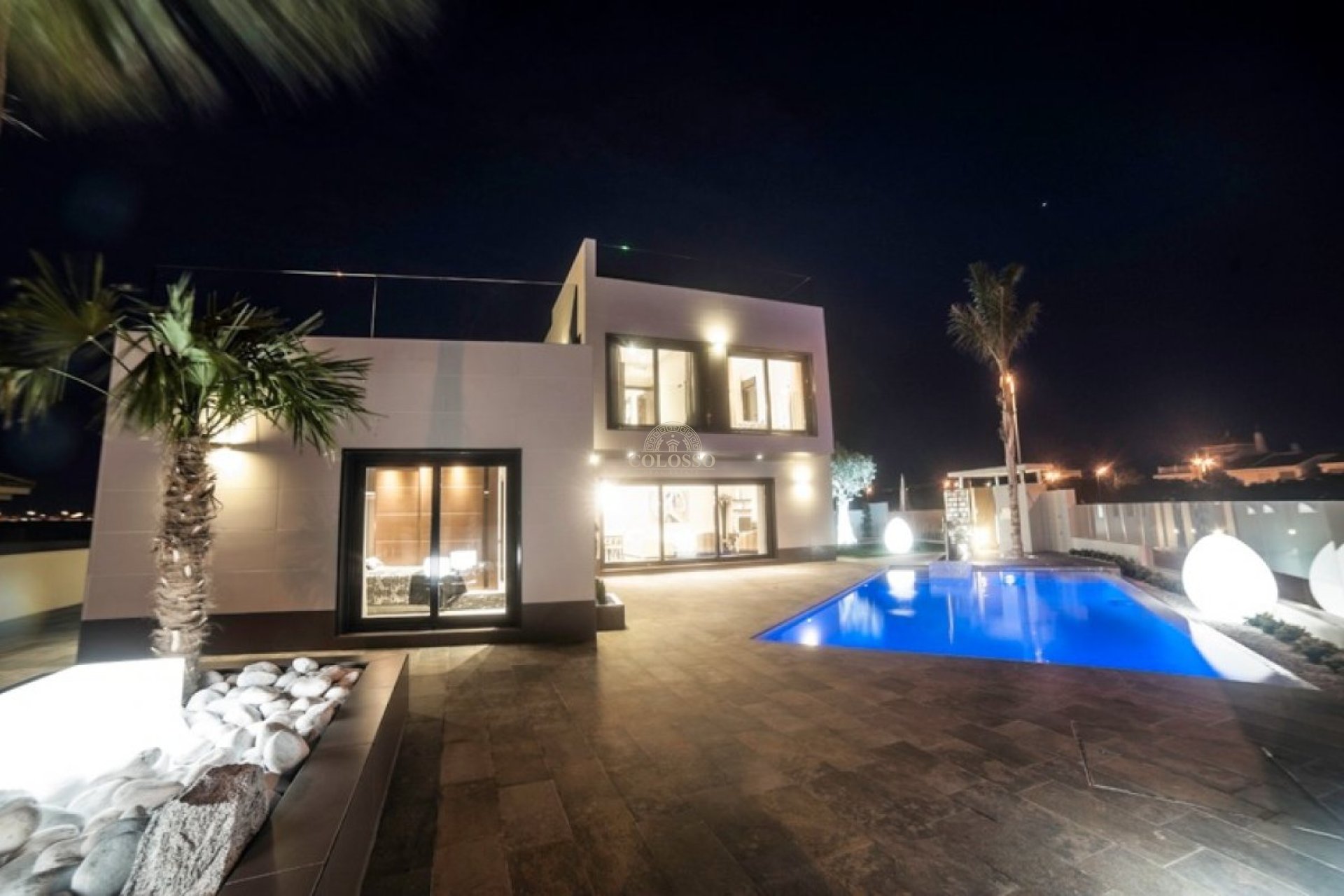 Resale - Villa -
Orihuela Costa - La Zenia