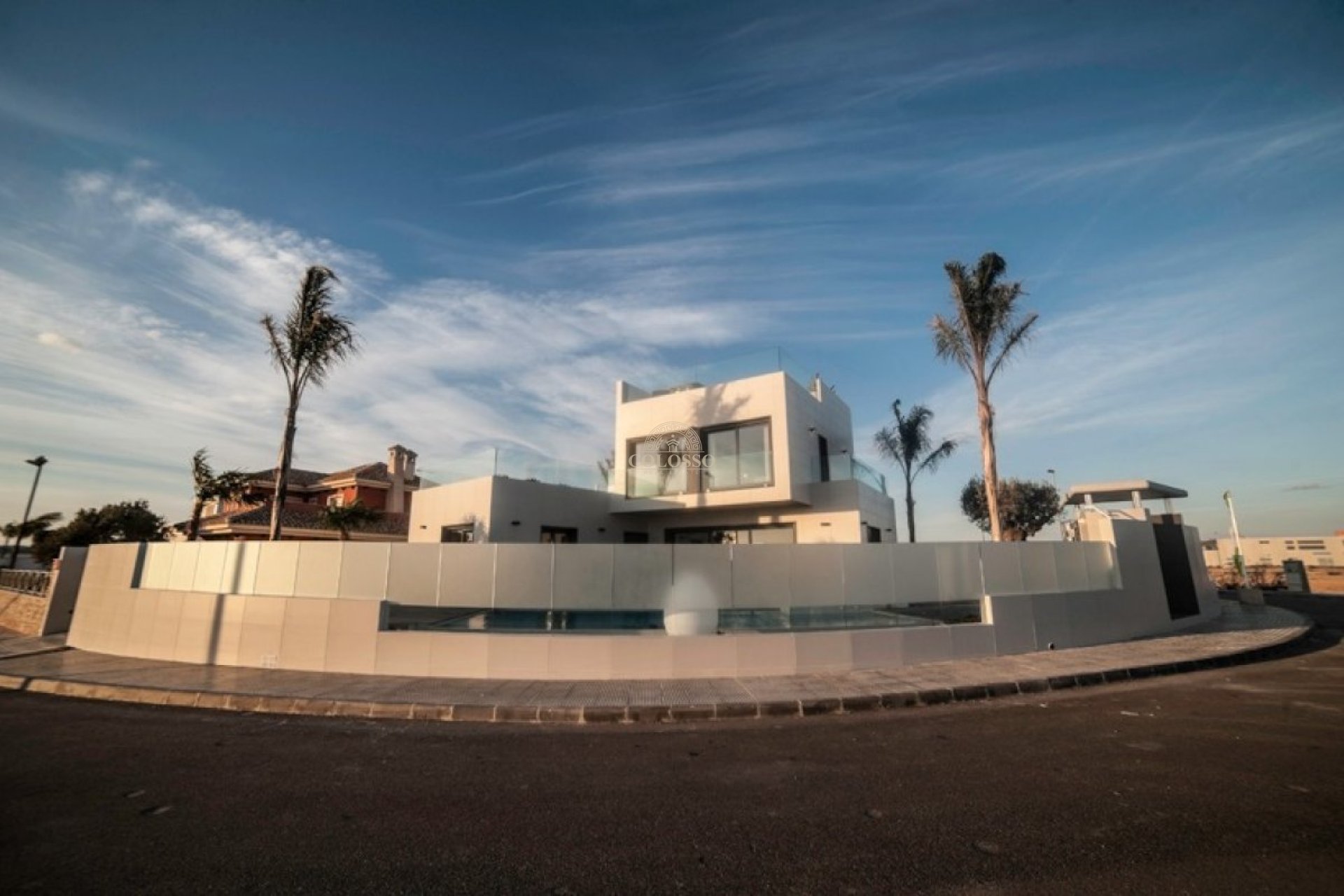 Resale - Villa -
Orihuela Costa - La Zenia