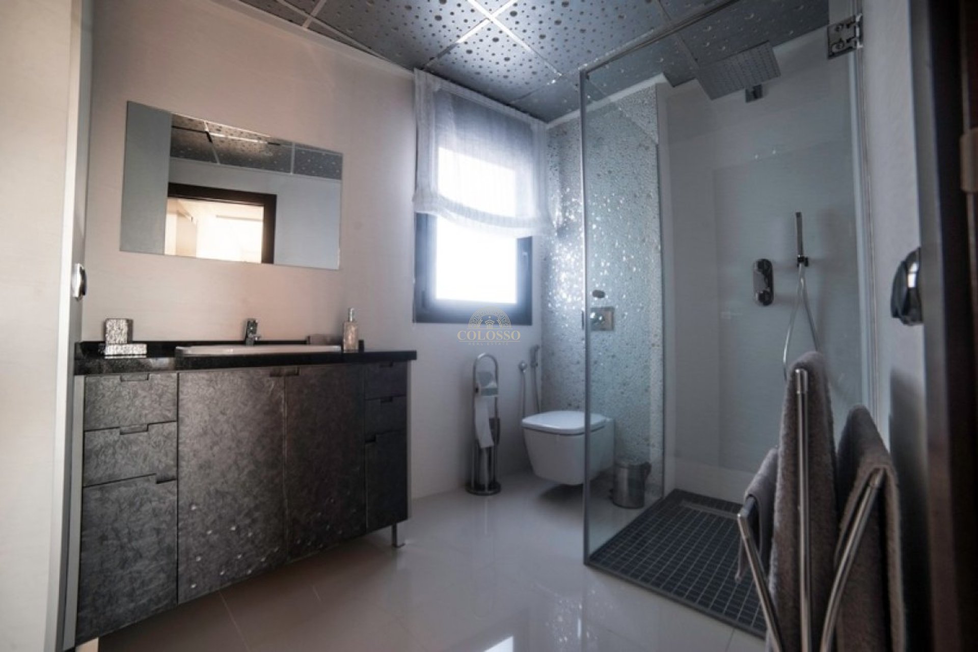 Resale - Villa -
Orihuela Costa - La Zenia