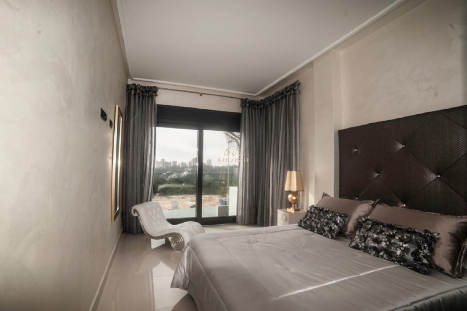 Resale - Villa -
Orihuela Costa - La Zenia