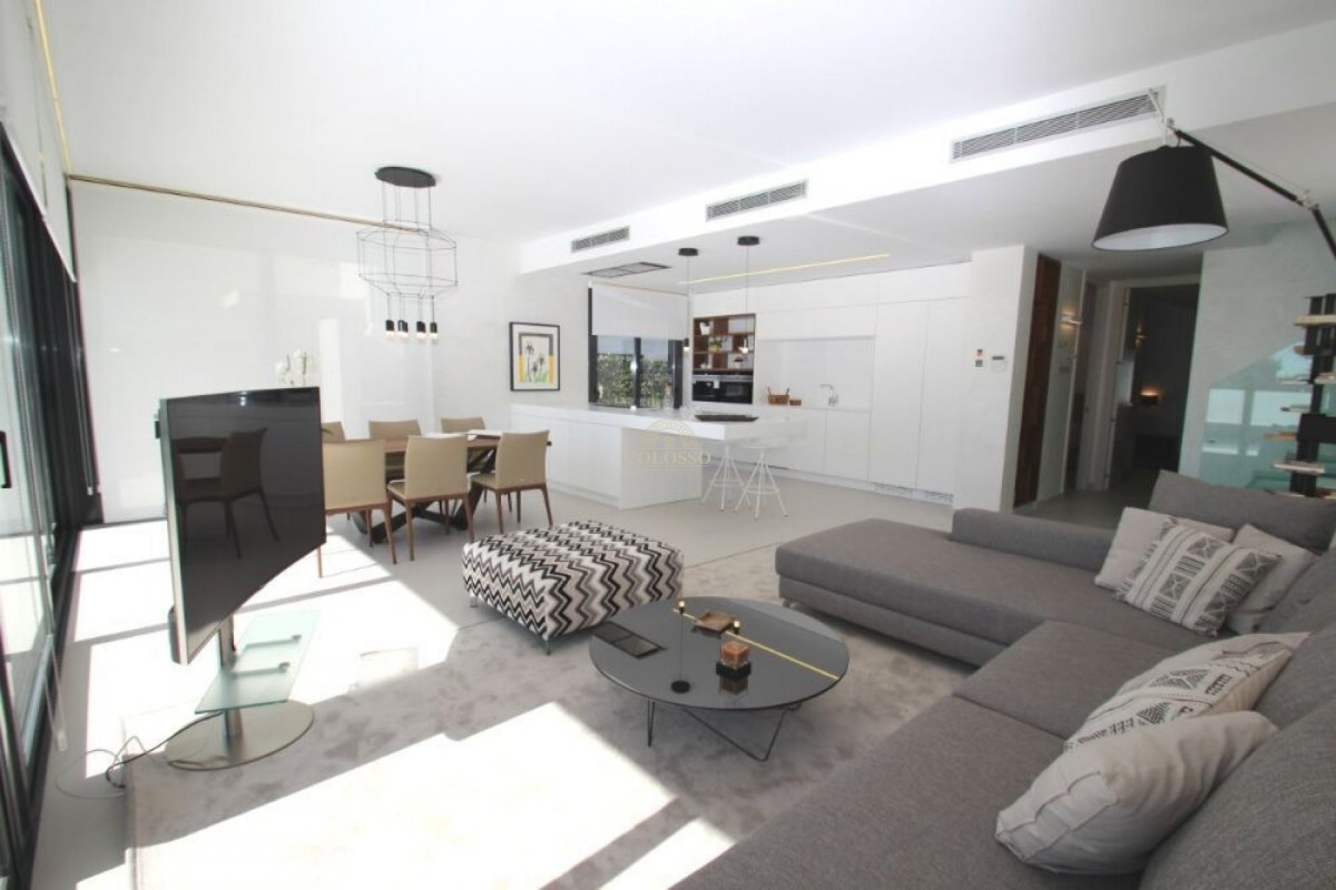 Resale - Villa -
Orihuela Costa - La Zenia
