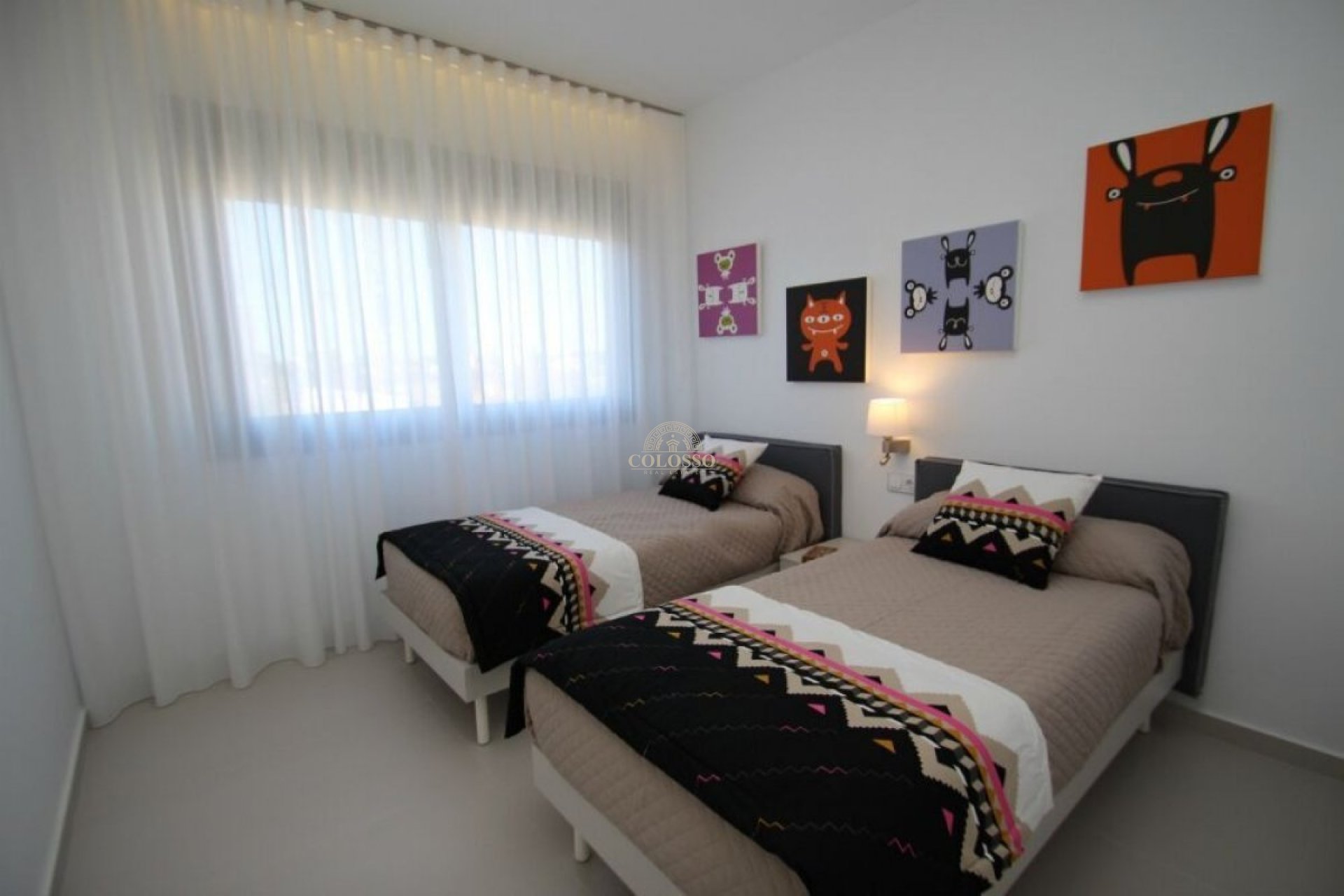 Resale - Villa -
Orihuela Costa - La Zenia