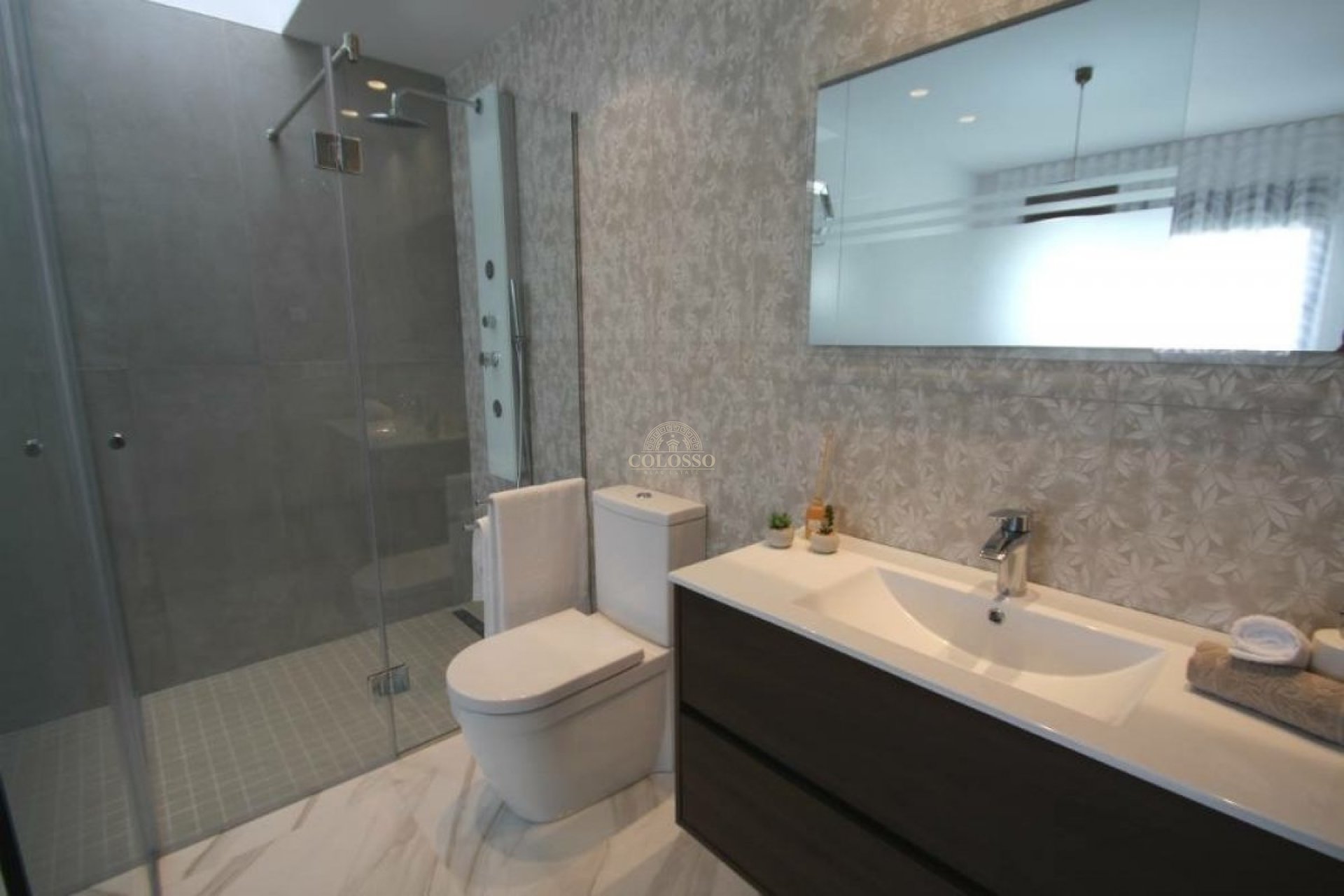 Resale - Villa -
Orihuela Costa - La Zenia