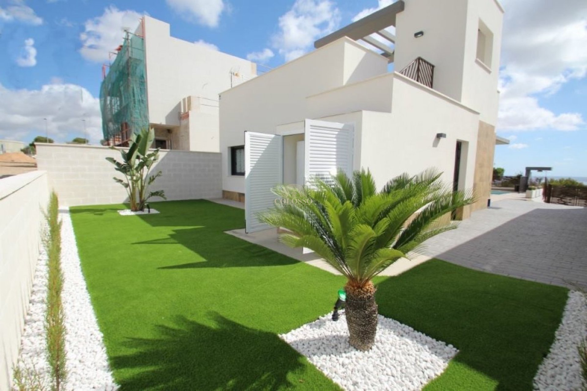 Resale - Villa -
Orihuela Costa - La Zenia