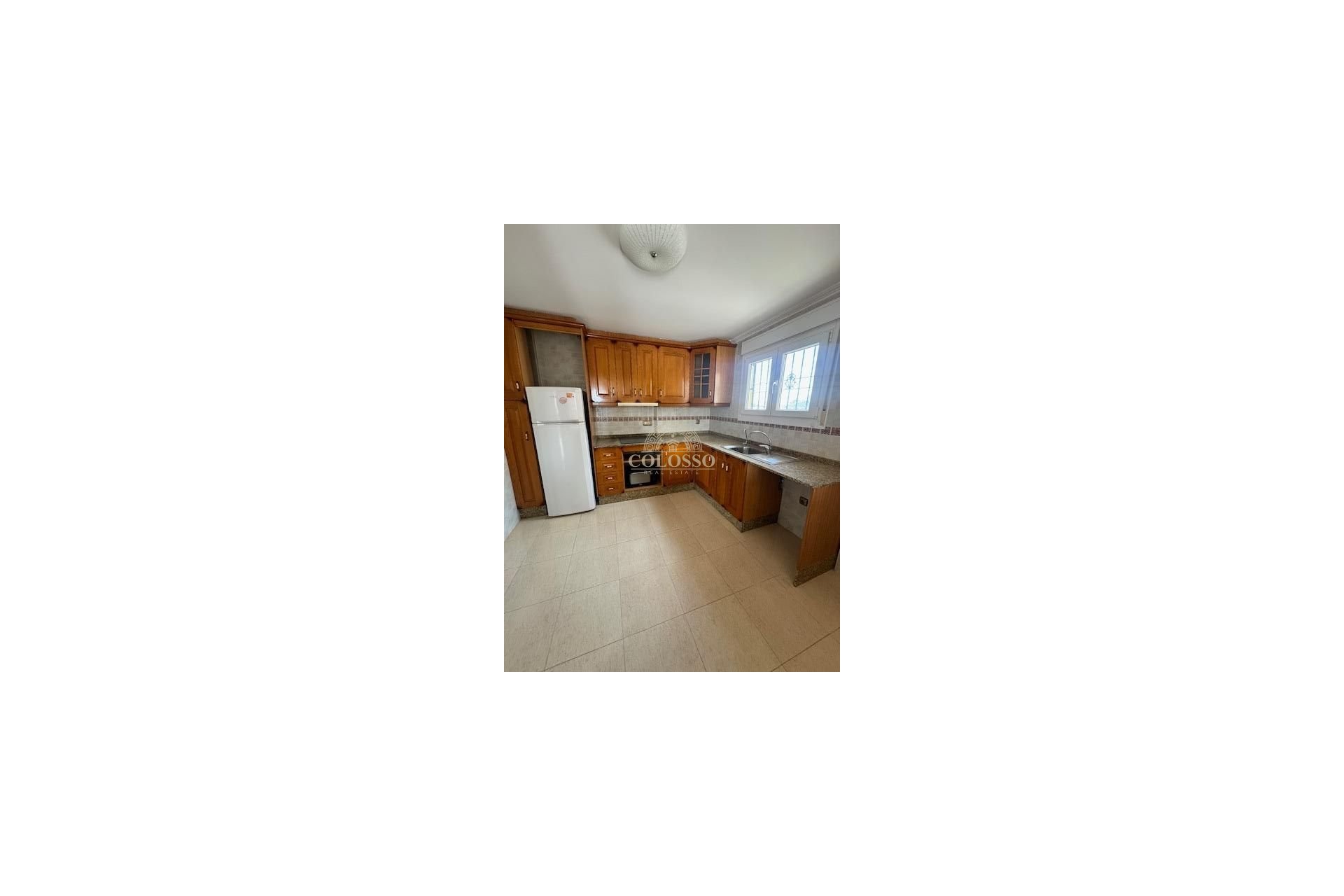 Resale - Villa -
Orihuela Costa - Montezenia