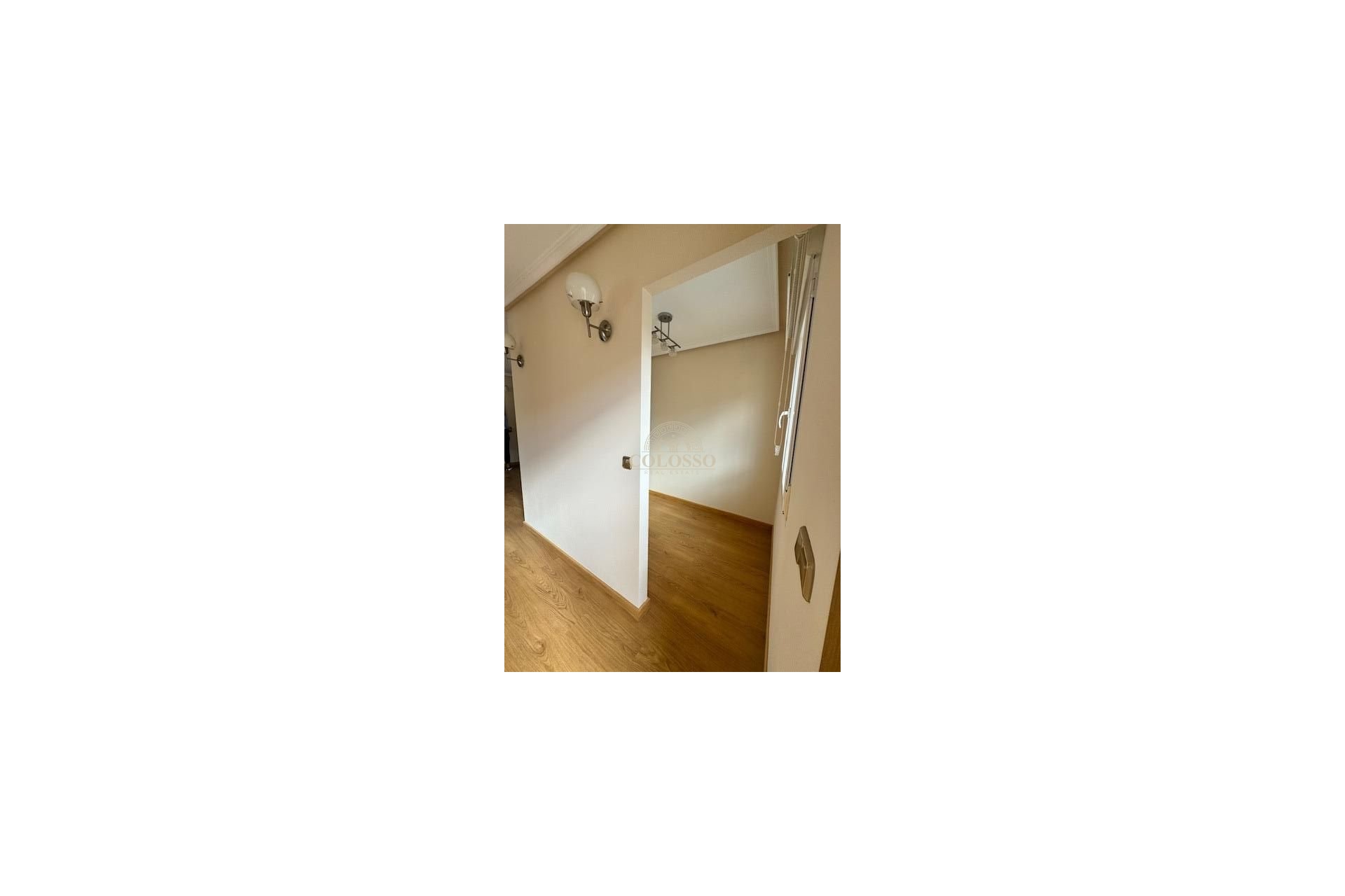 Resale - Villa -
Orihuela Costa - Montezenia