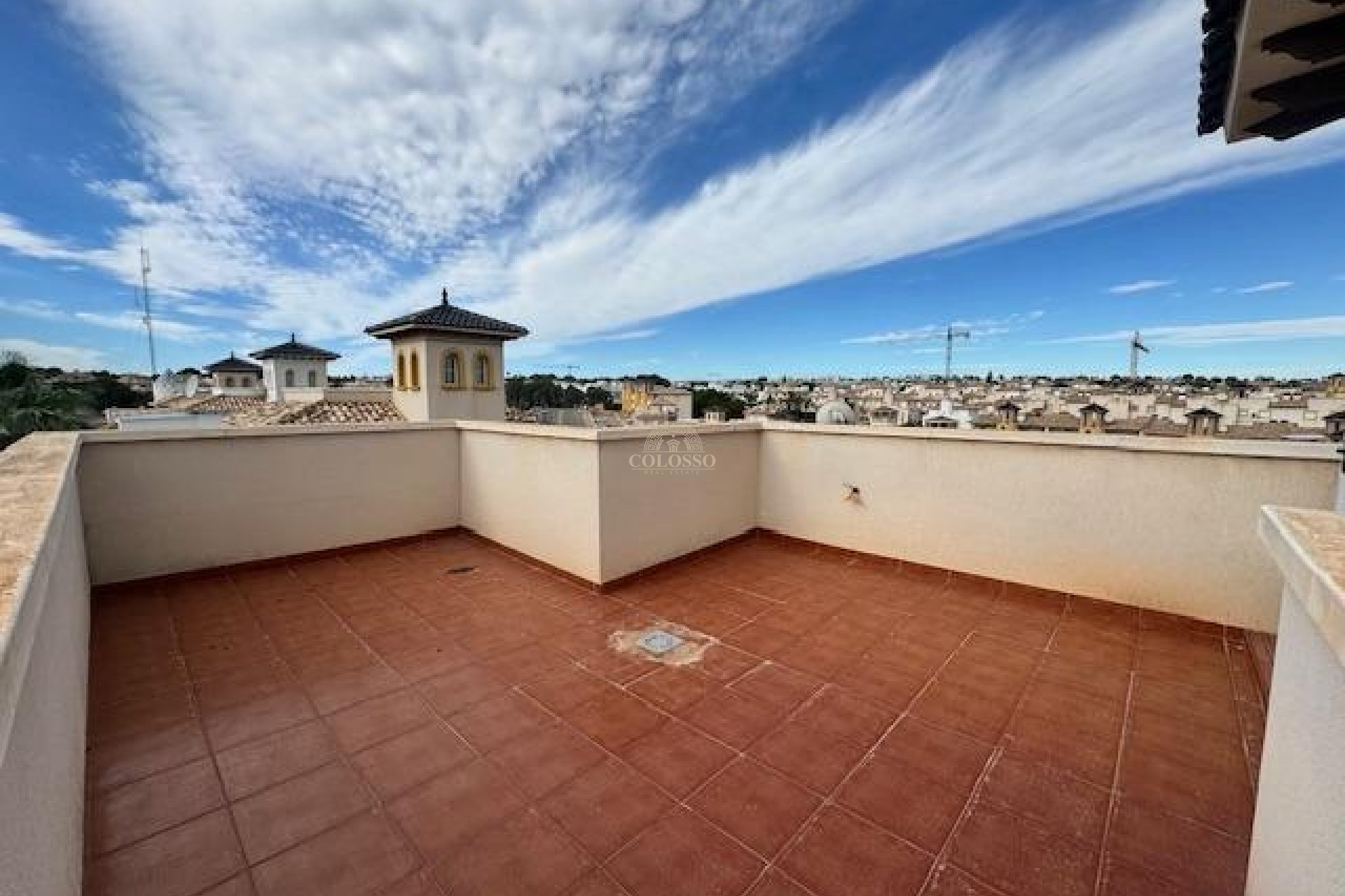 Resale - Villa -
Orihuela Costa - Montezenia