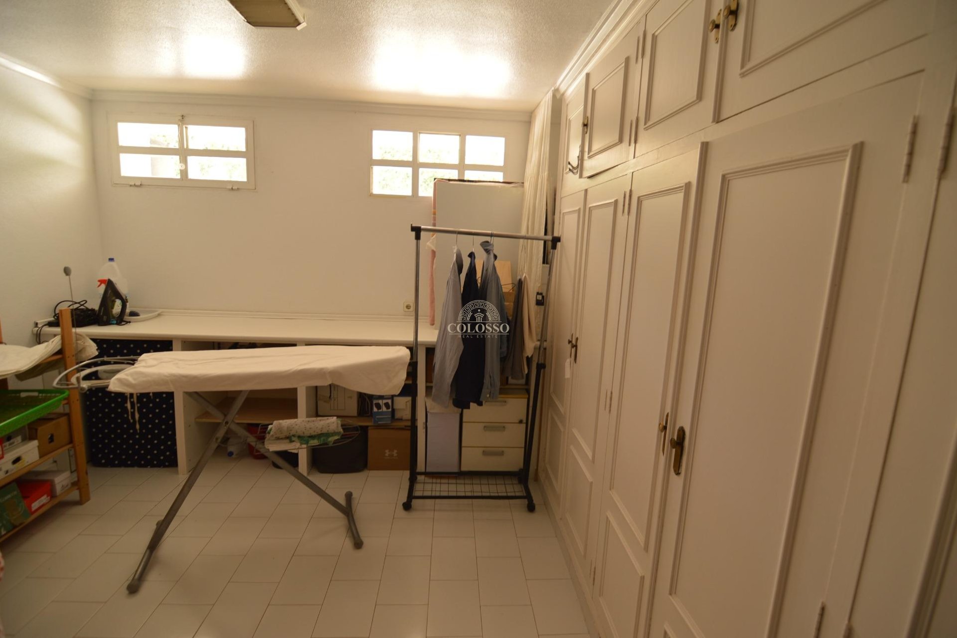 Resale - Villa -
Torrevieja - Centro