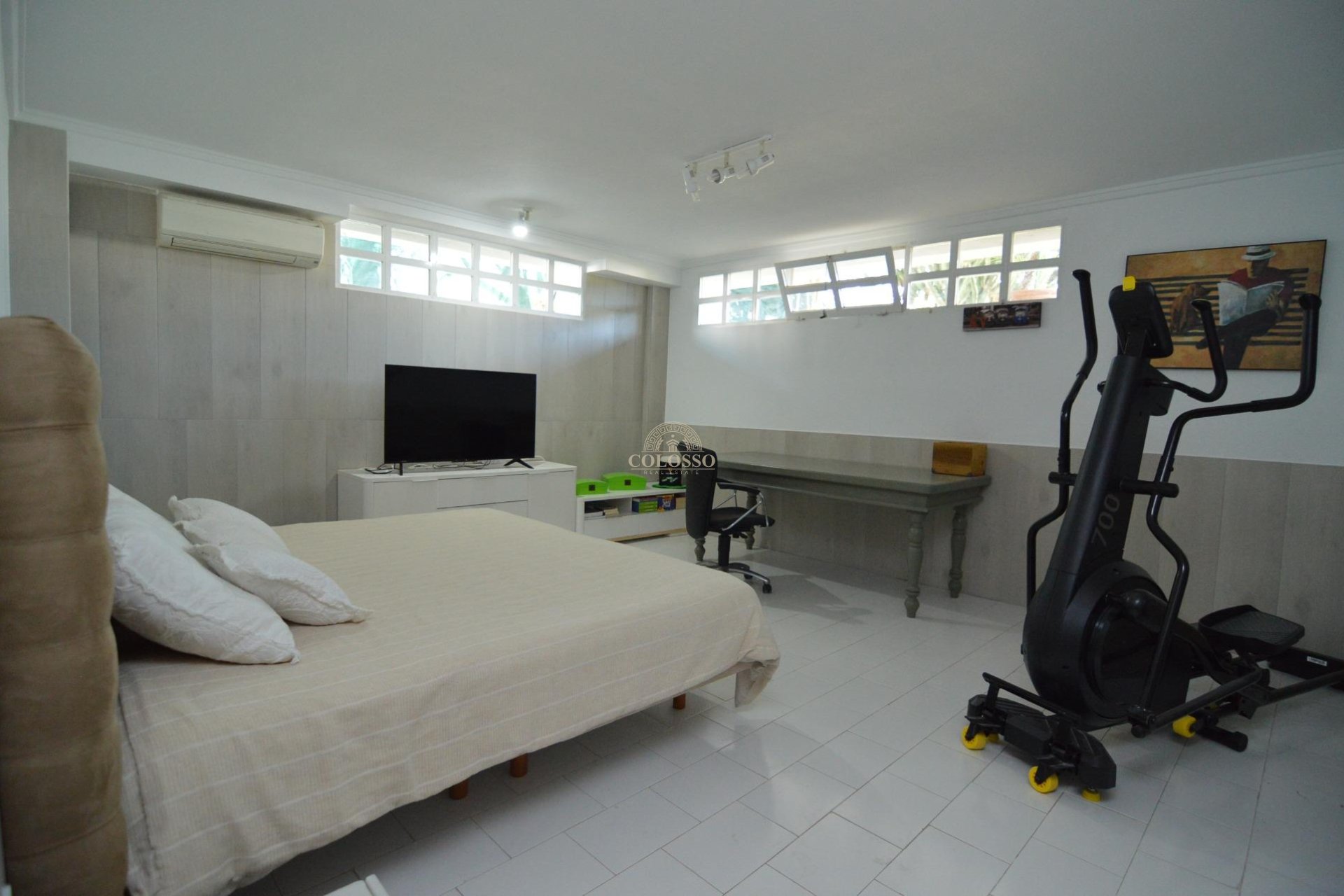 Resale - Villa -
Torrevieja - Centro