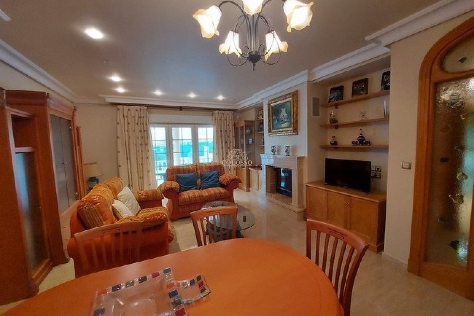 Resale - Villa -
Torrevieja - La veleta