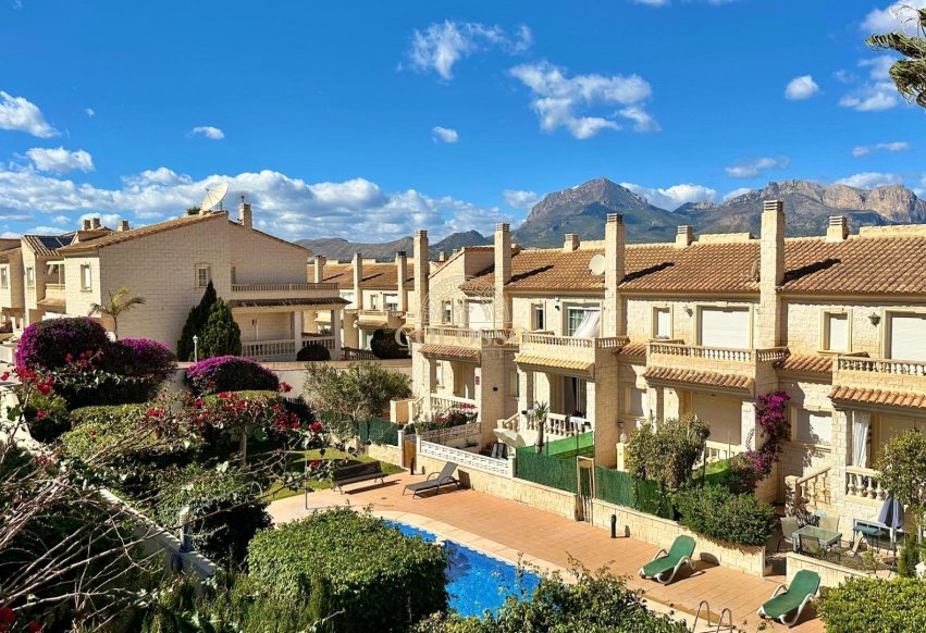 Reventa - Adosado -
Alfaz del Pi - ALBIR ALTO