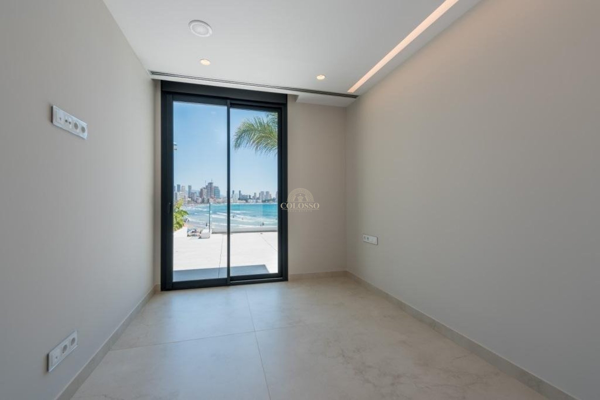 Reventa - Apartamento -
Benidorm - Poniente